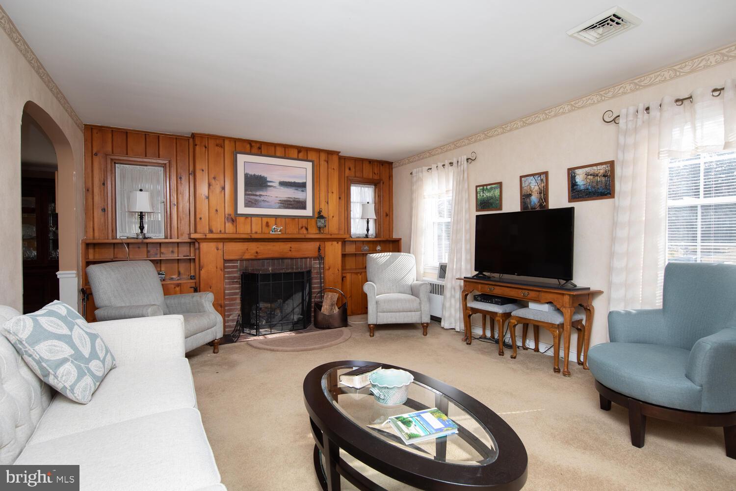 HUNTINGDON VALLEY - Residential