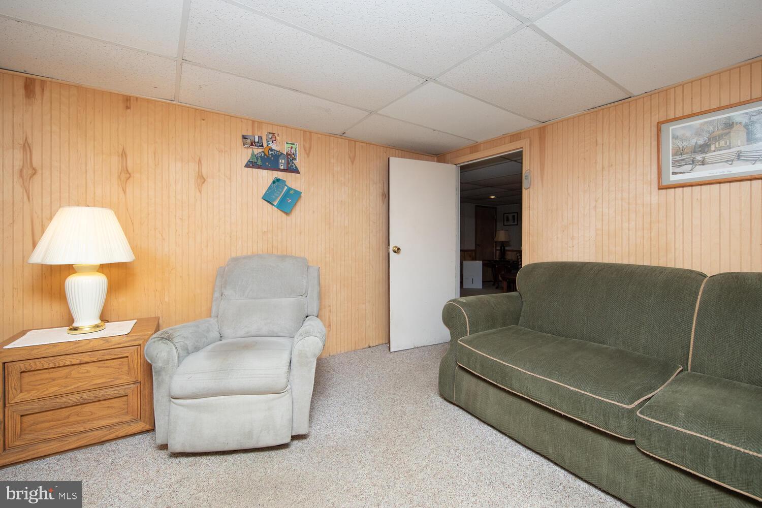 HUNTINGDON VALLEY - Residential
