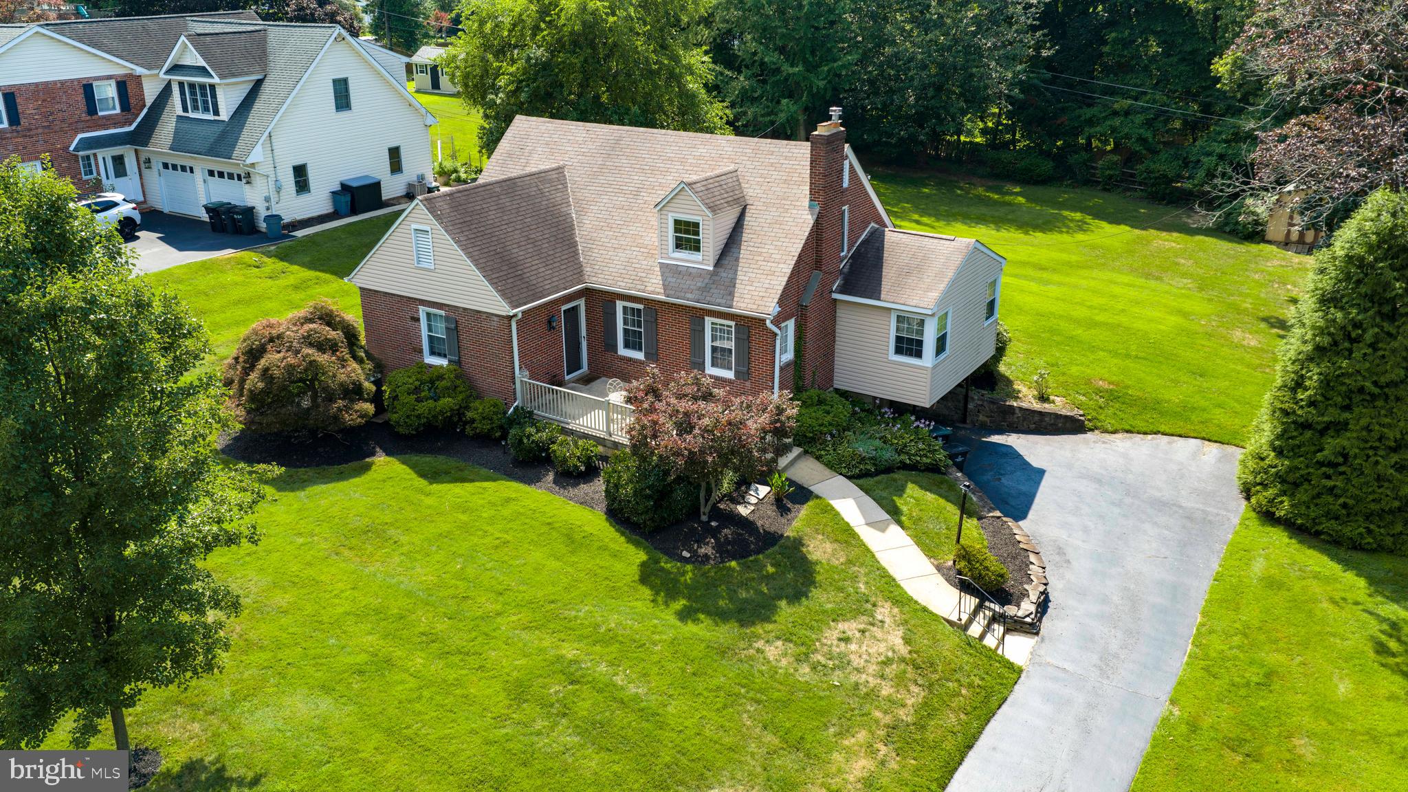 HUNTINGDON VALLEY - Residential