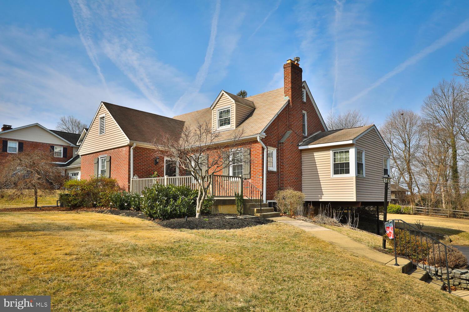 HUNTINGDON VALLEY - Residential