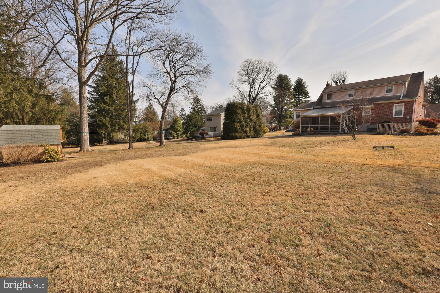 HUNTINGDON VALLEY - Residential