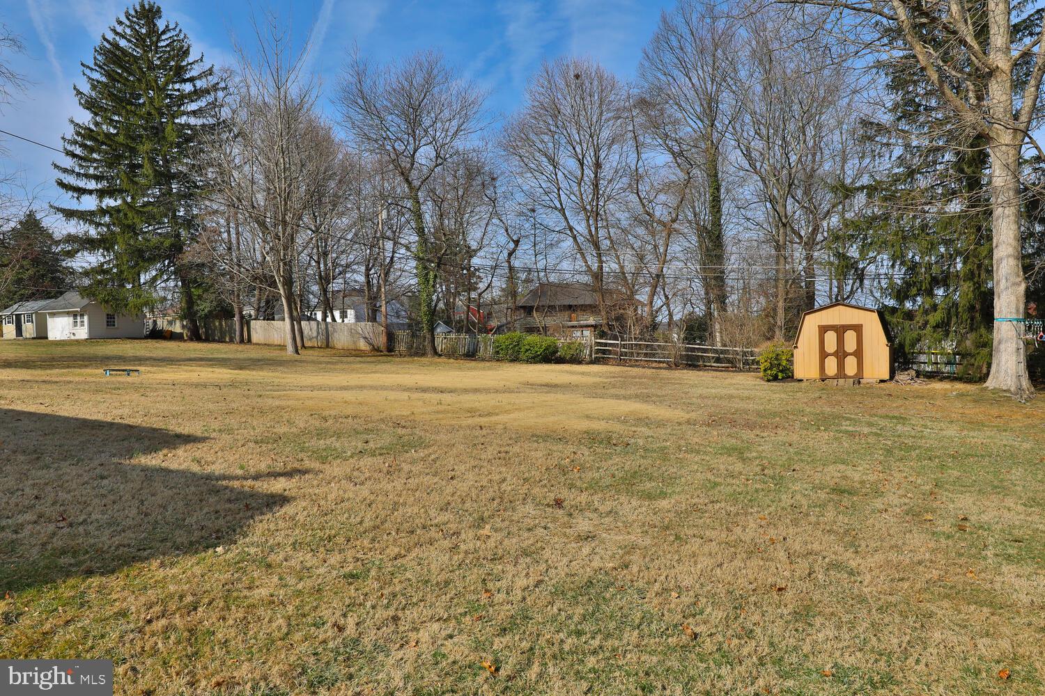HUNTINGDON VALLEY - Residential