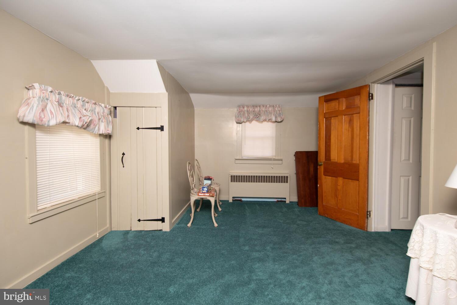 HUNTINGDON VALLEY - Residential