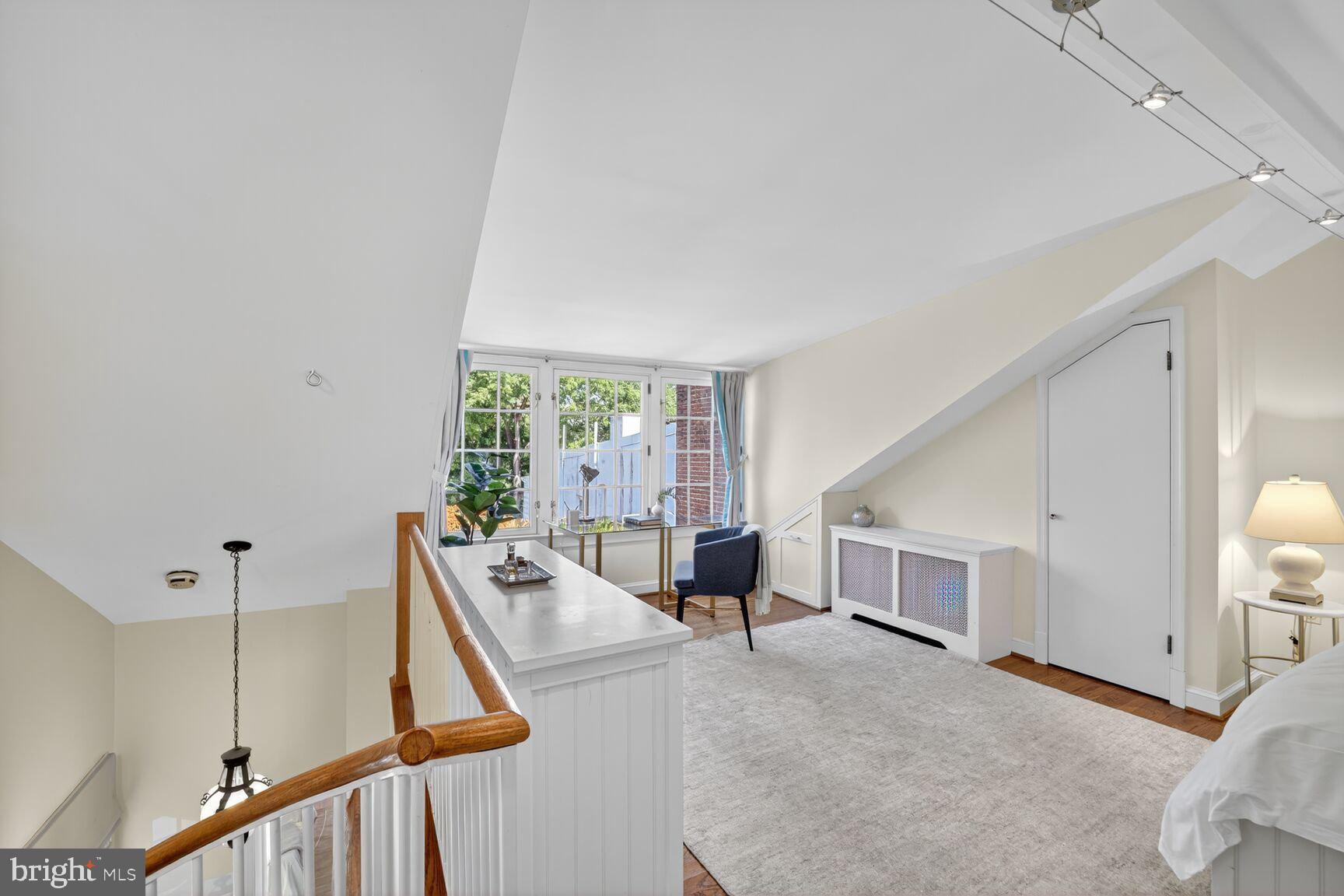 GEORGETOWN - Residential