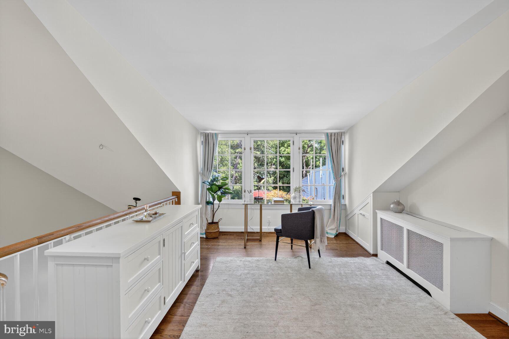 GEORGETOWN - Residential