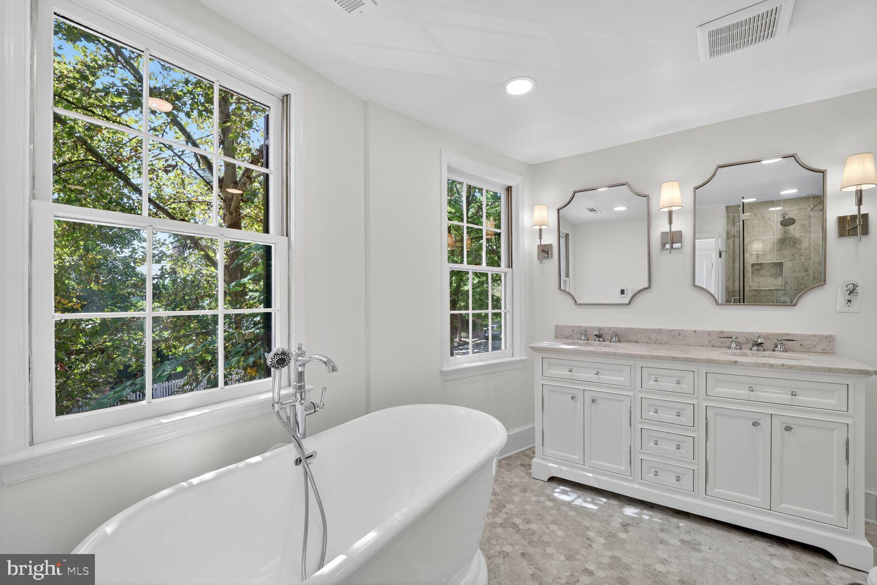 GEORGETOWN - Residential