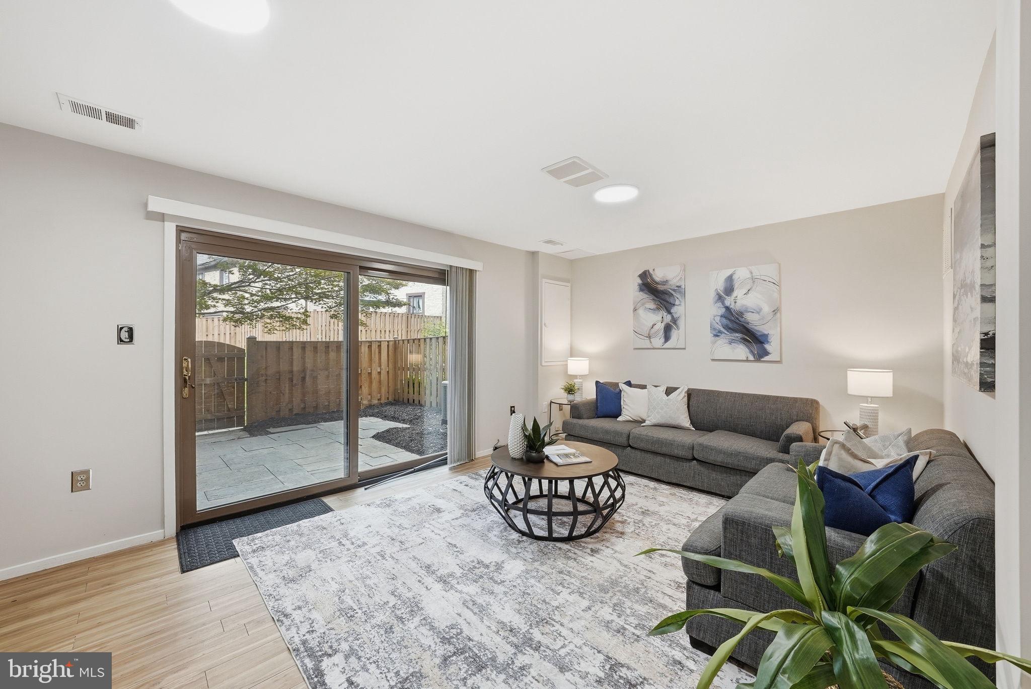 TREEBROOKE CONDOMINIUM - Residential