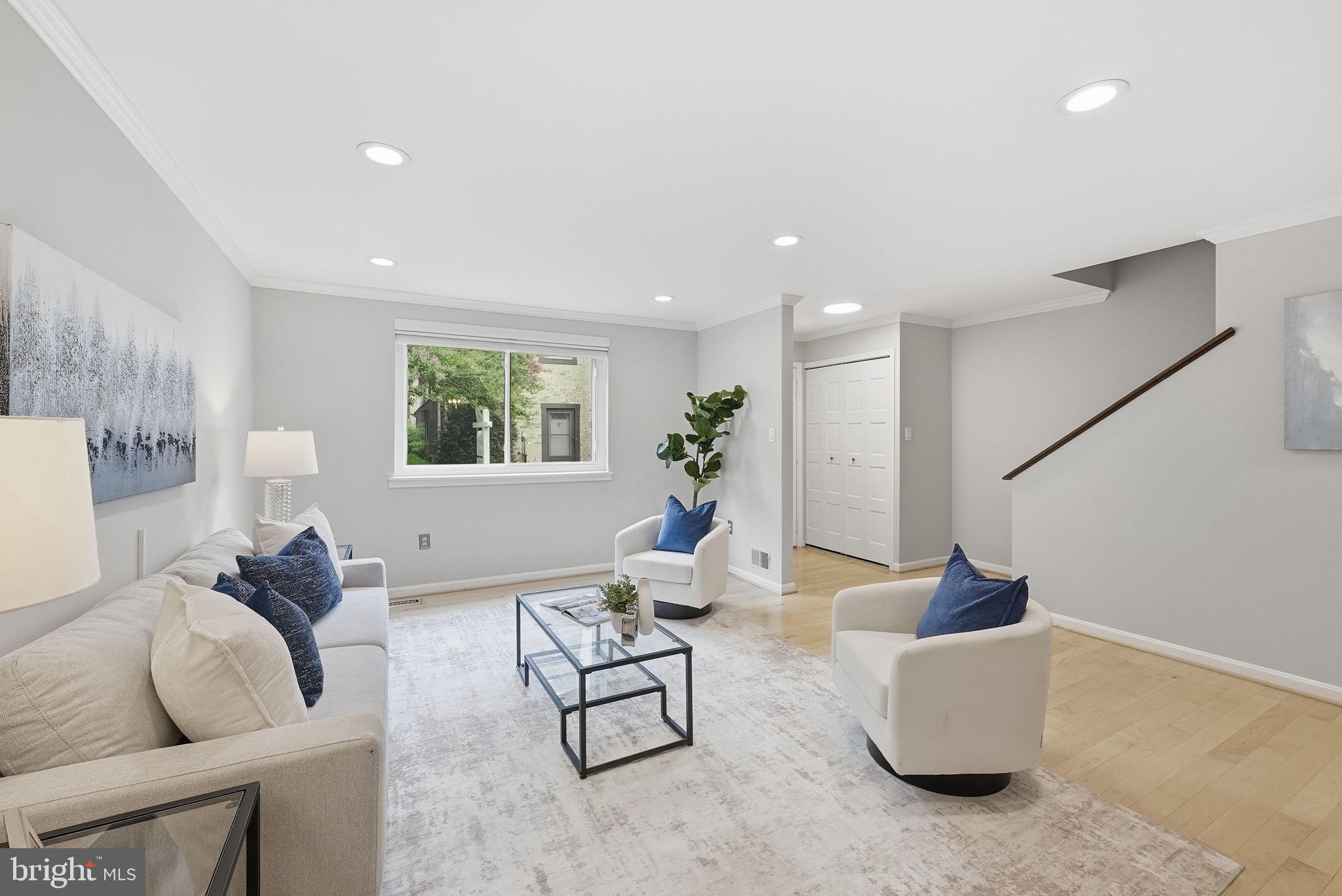 TREEBROOKE CONDOMINIUM - Residential