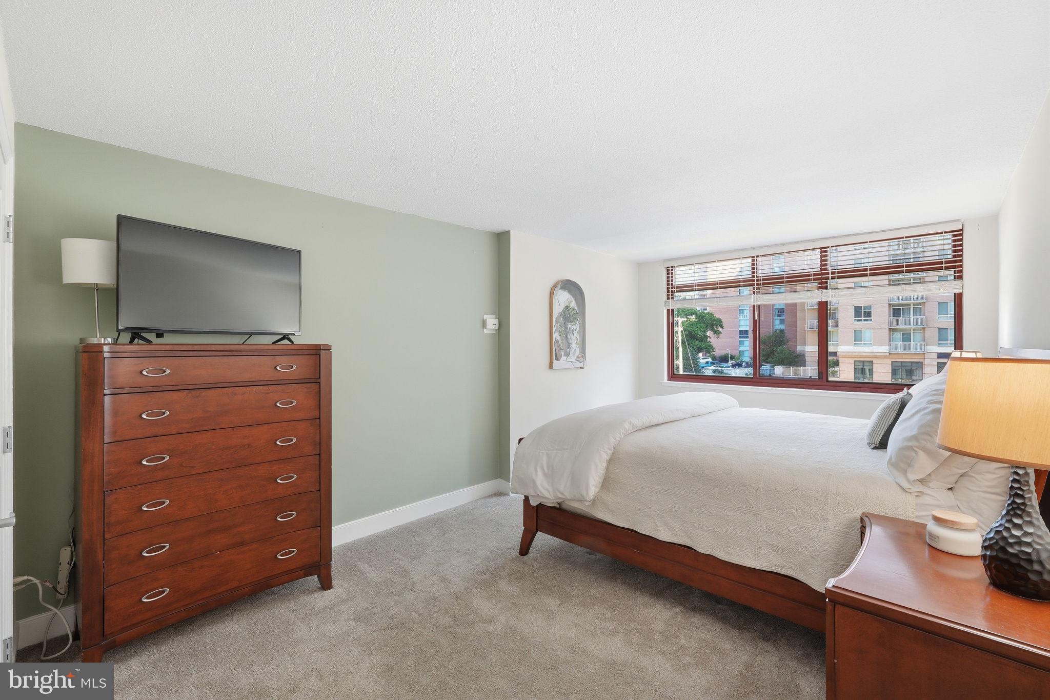 MICA AT SILVER SPRING METRO - Residential