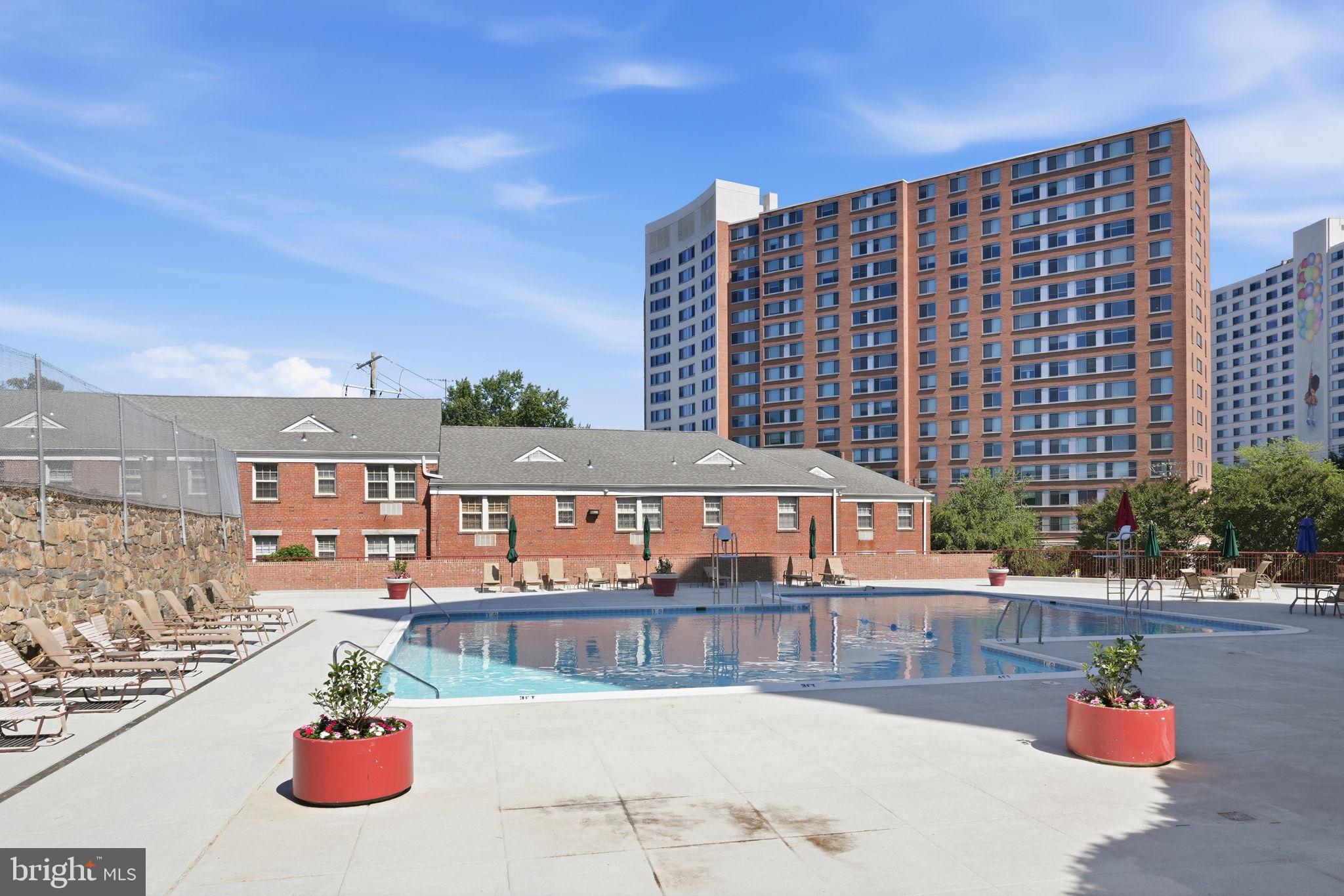 MICA AT SILVER SPRING METRO - Residential