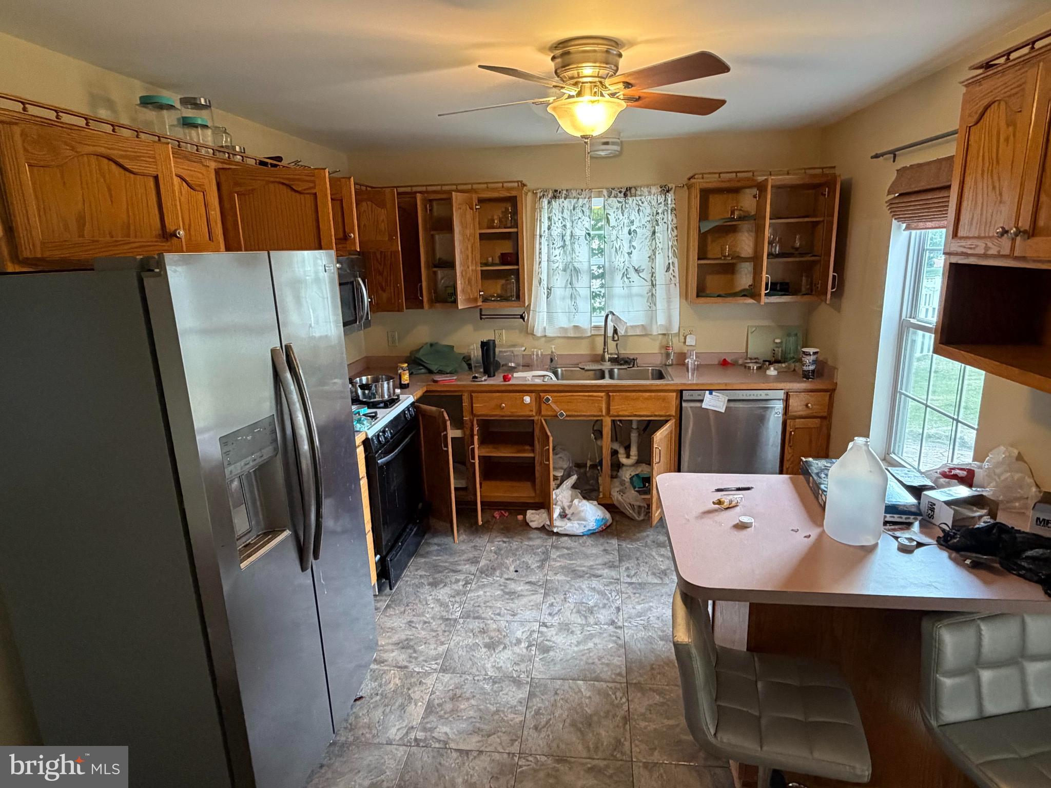 HICKORY HILLS - Residential
