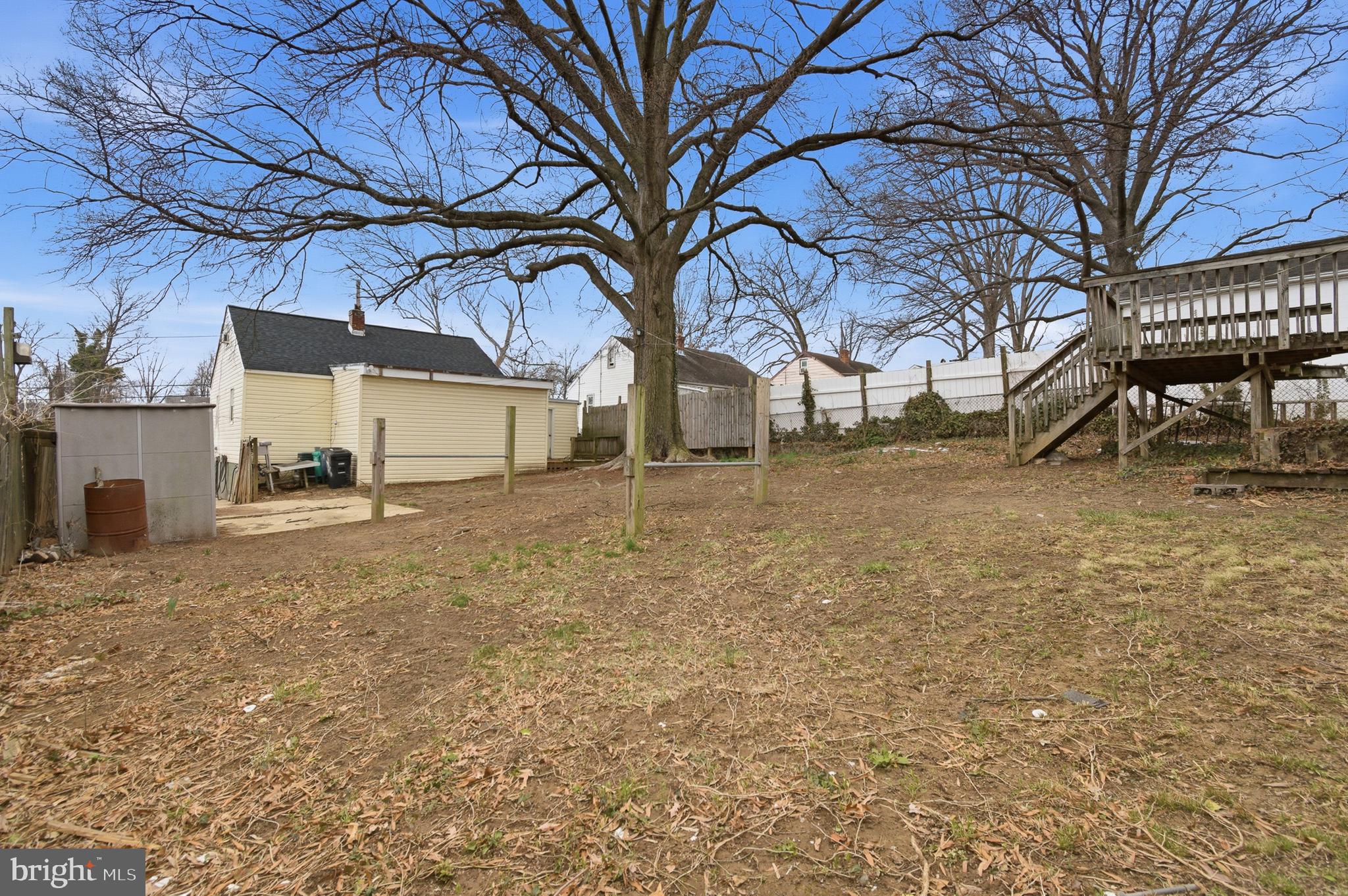 WEST LANHAM HILLS - Residential