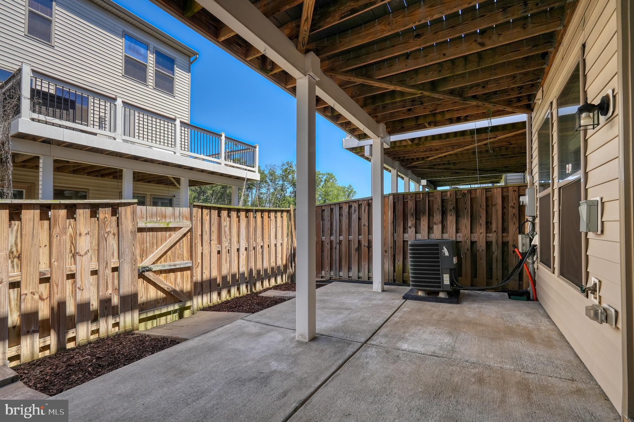 GATEWAY COMMONS - STONE RIDGE - Residential