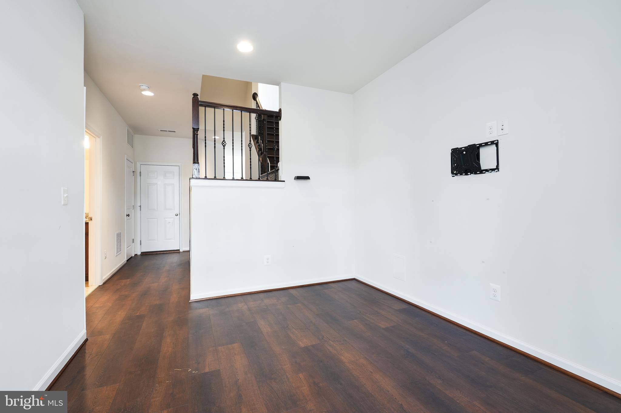 GATEWAY COMMONS - STONE RIDGE - Residential
