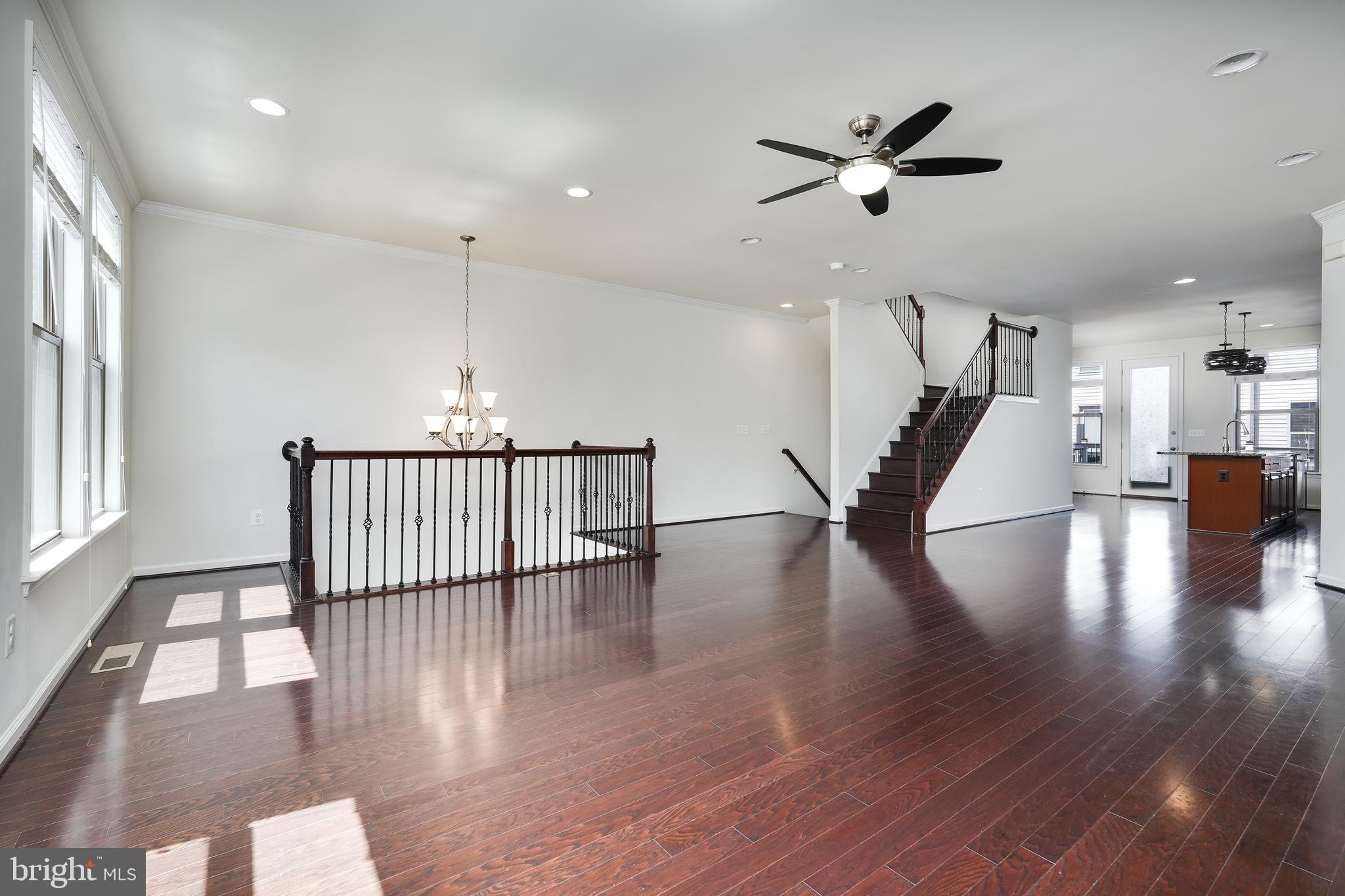 GATEWAY COMMONS - STONE RIDGE - Residential