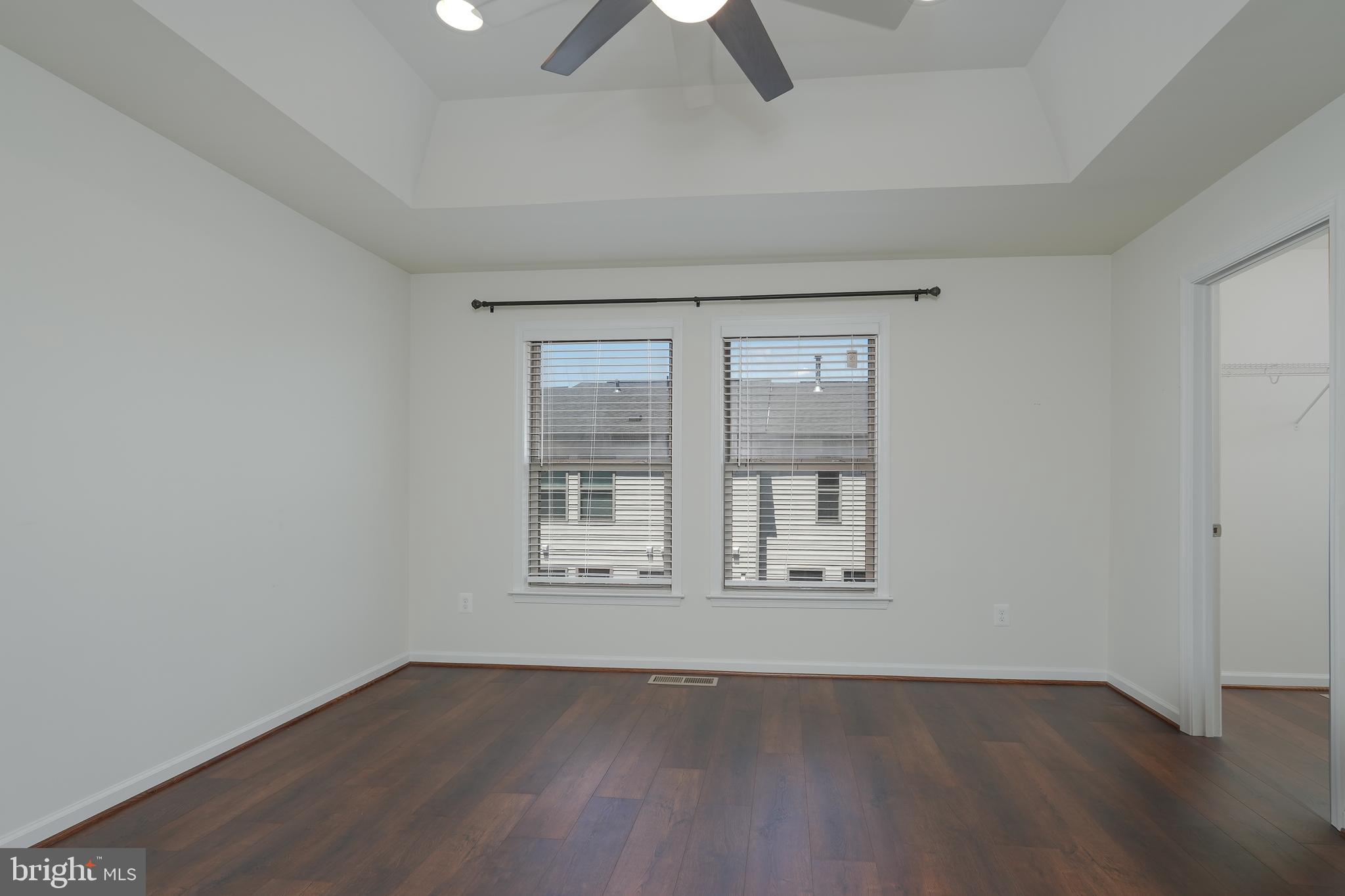GATEWAY COMMONS - STONE RIDGE - Residential