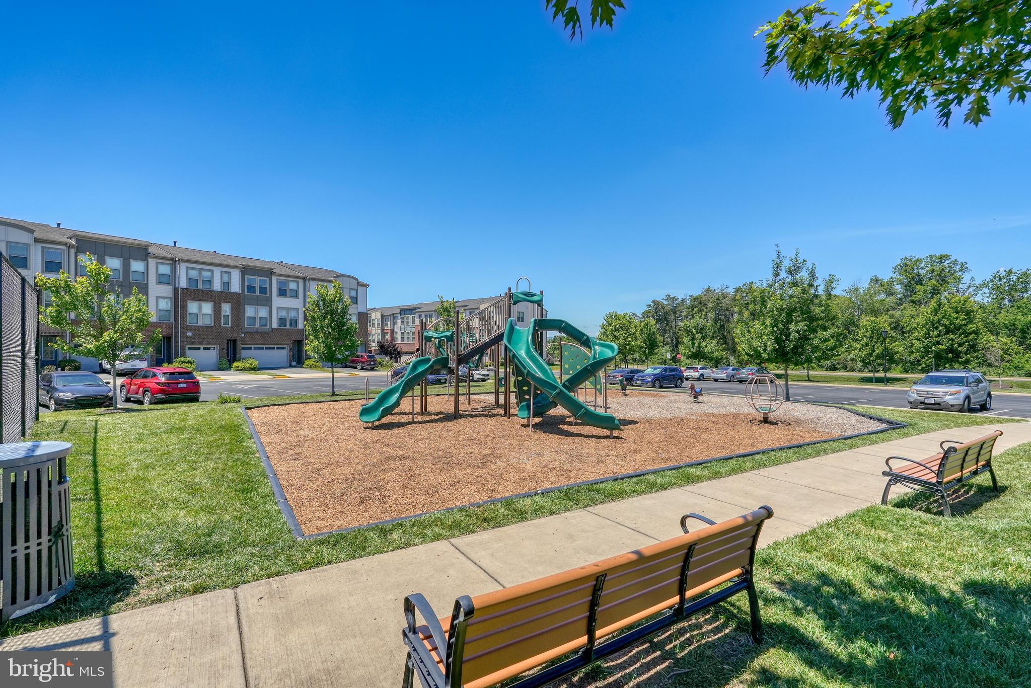 GATEWAY COMMONS - STONE RIDGE - Residential