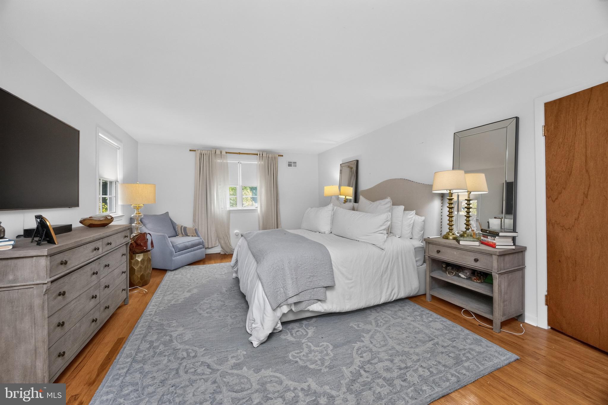 CHARTER CHASE - Residential