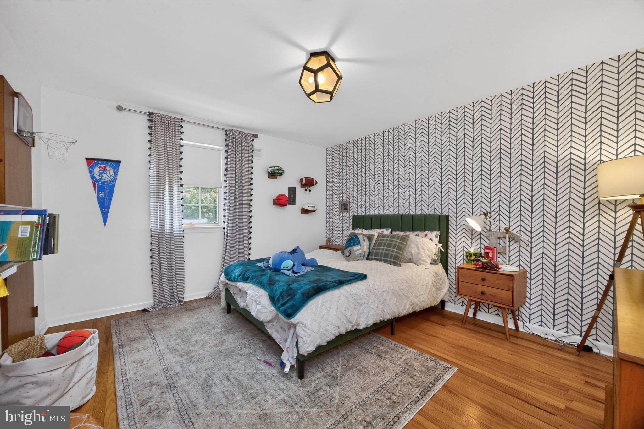 CHARTER CHASE - Residential