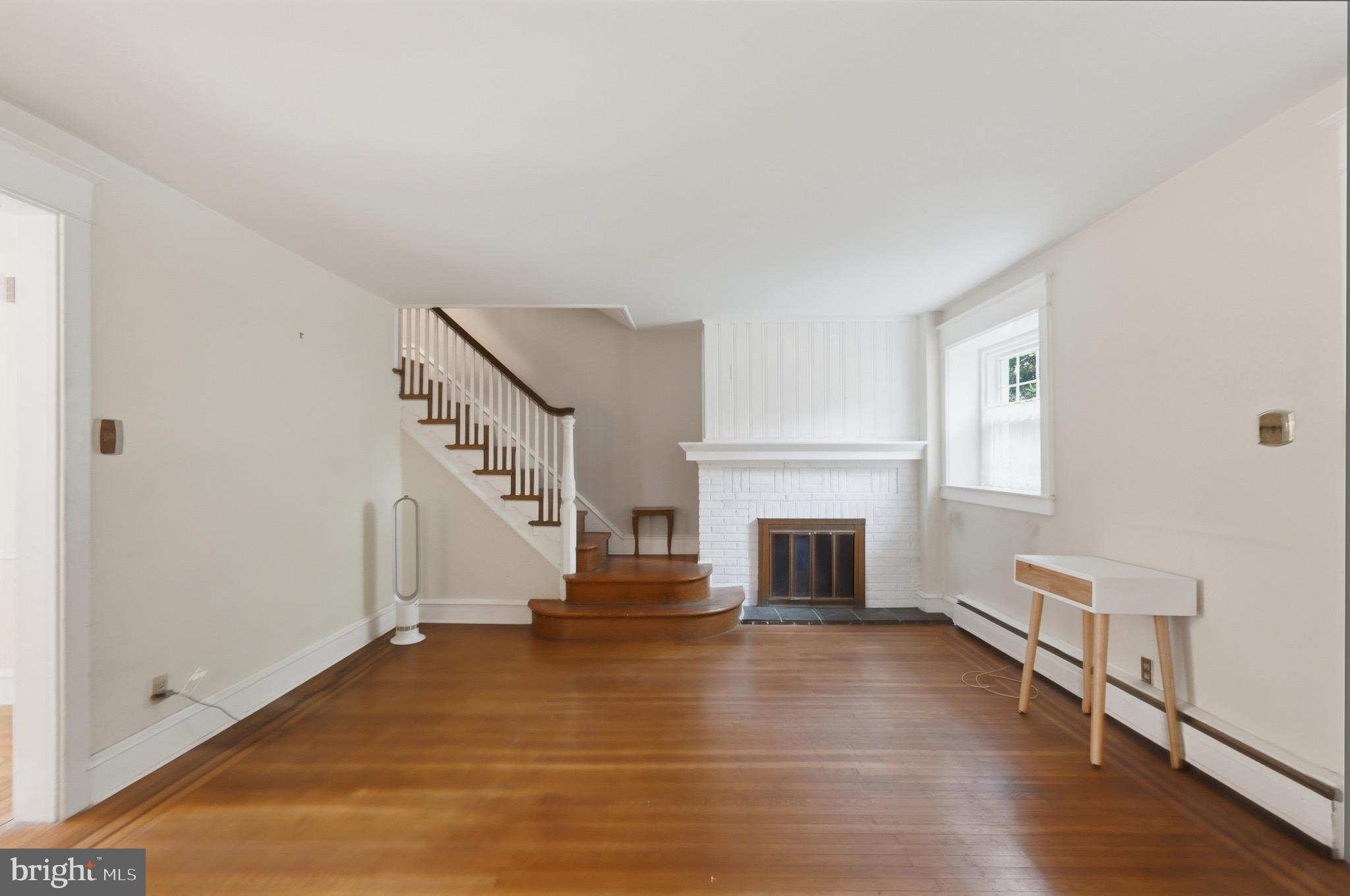 ROWLAND PARK - Residential