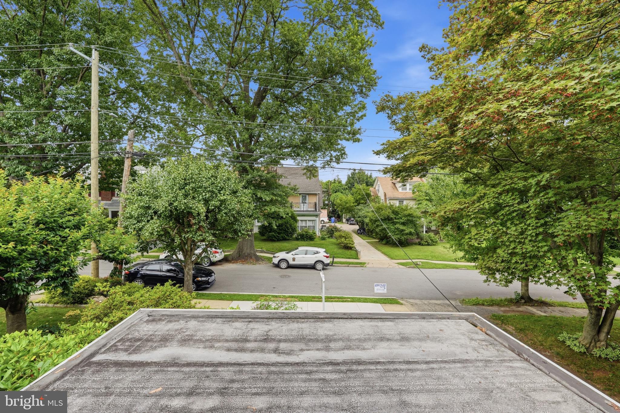 ROWLAND PARK - Residential