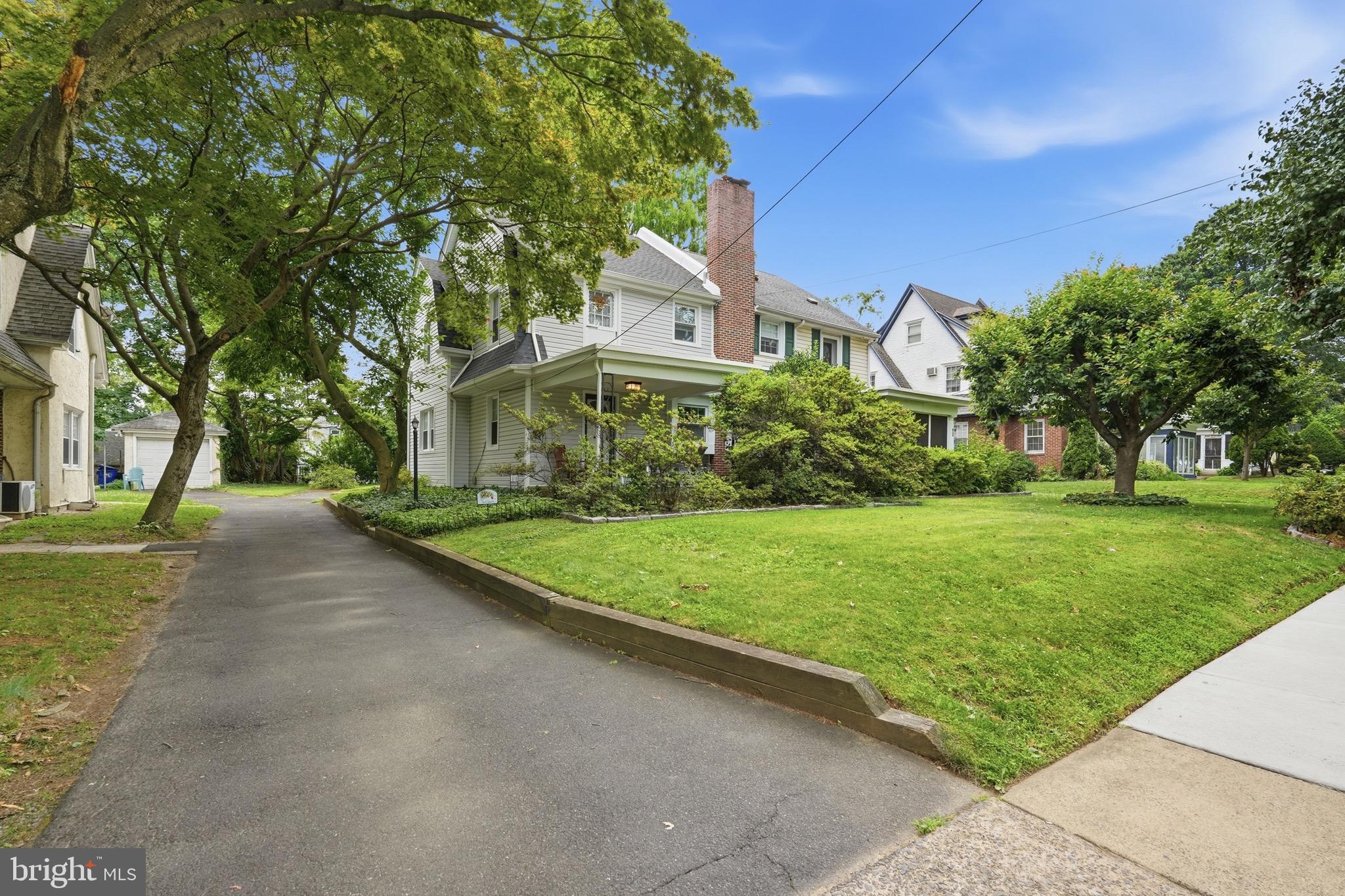 ROWLAND PARK - Residential
