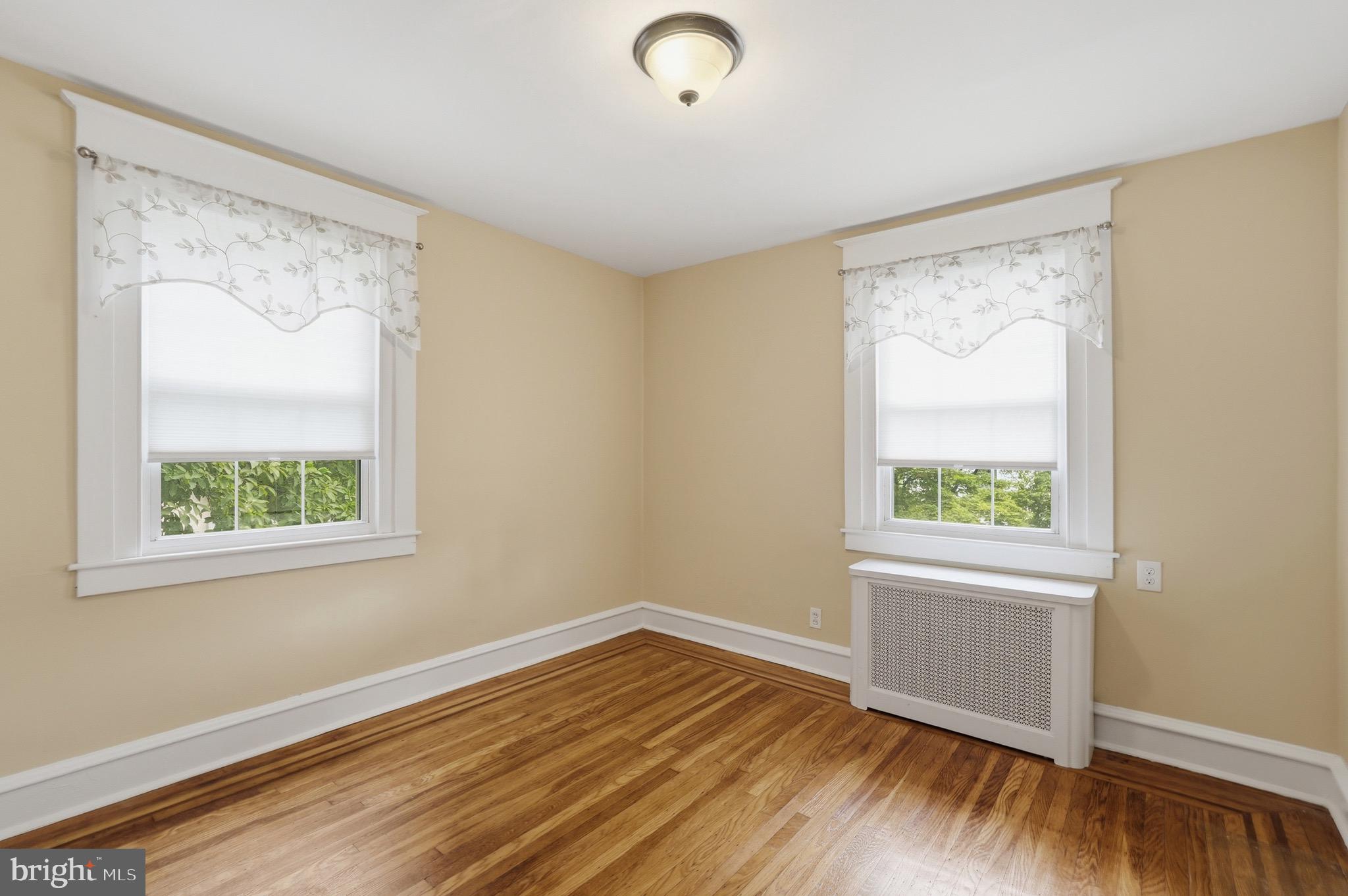 ROWLAND PARK - Residential
