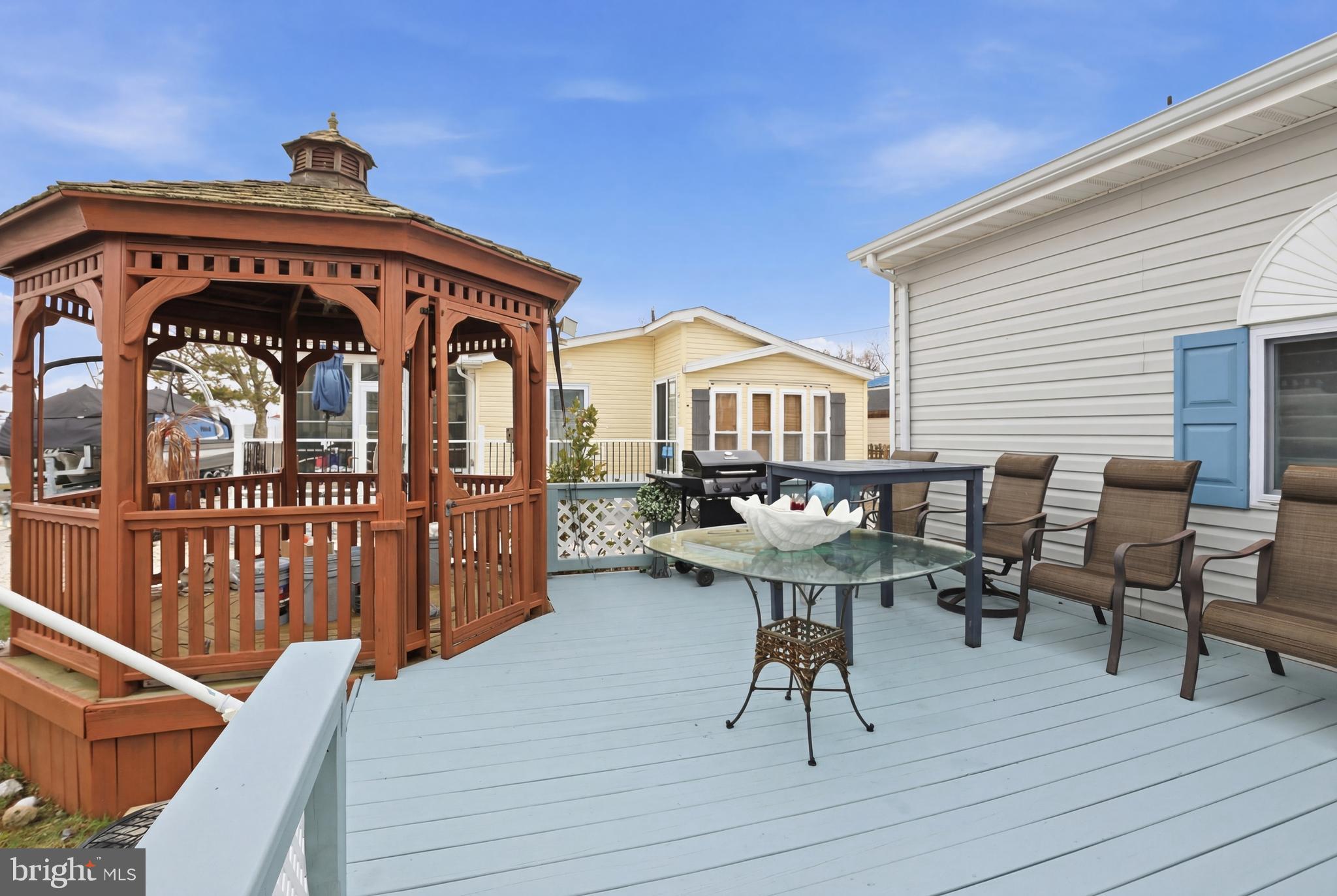 BAY CITY - Residential