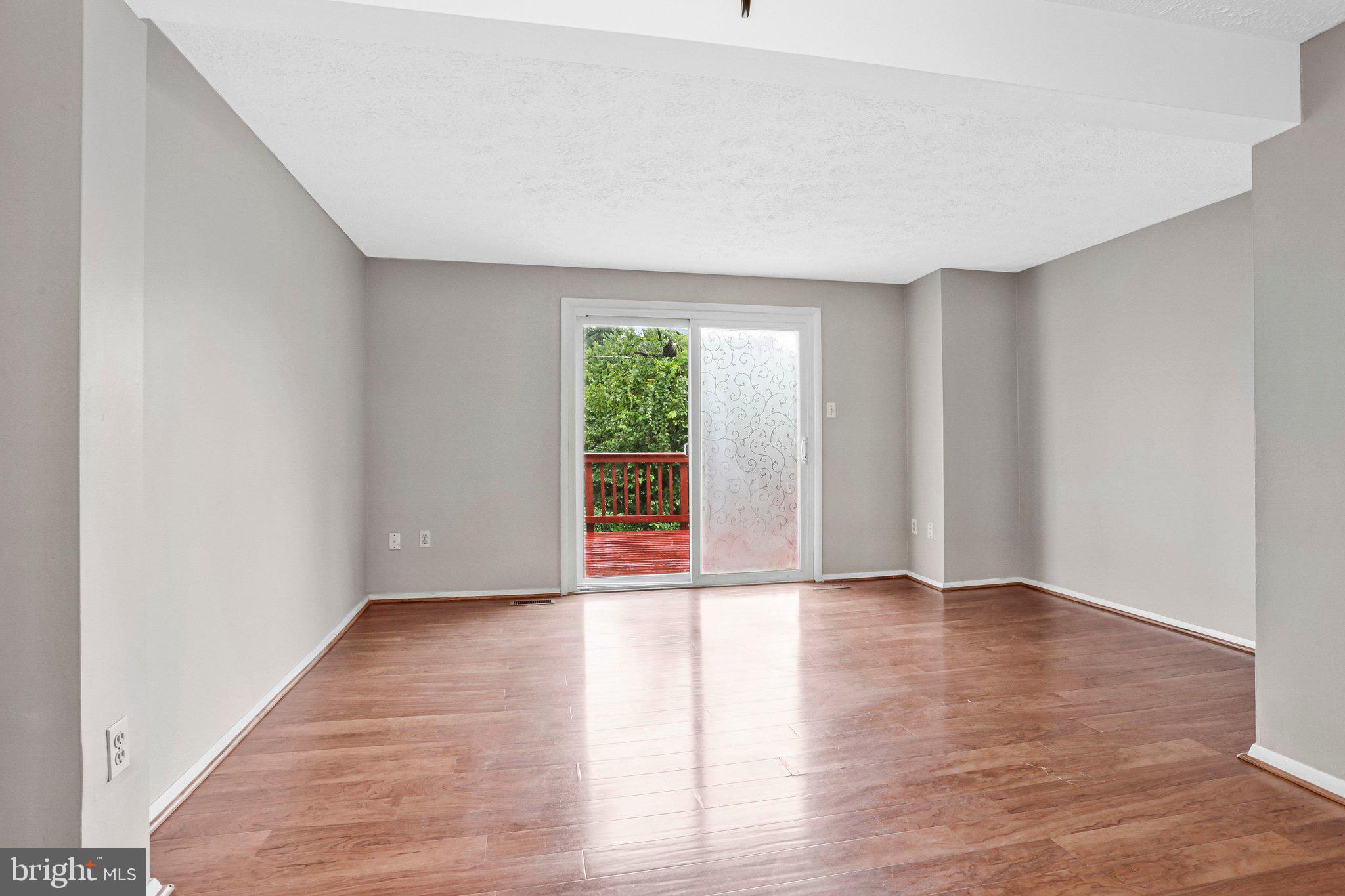 FAIRLAND - Residential