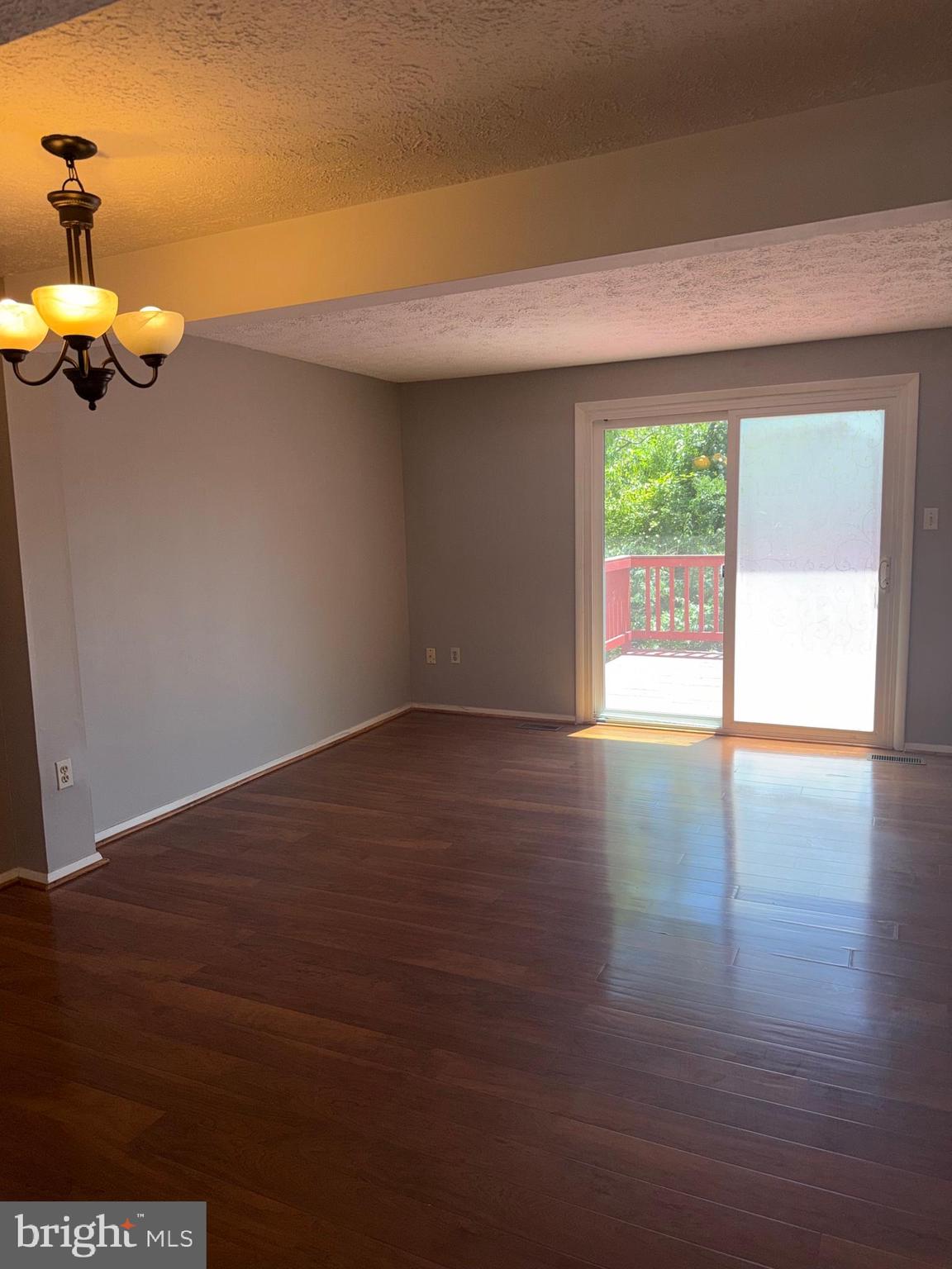 FAIRLAND - Residential