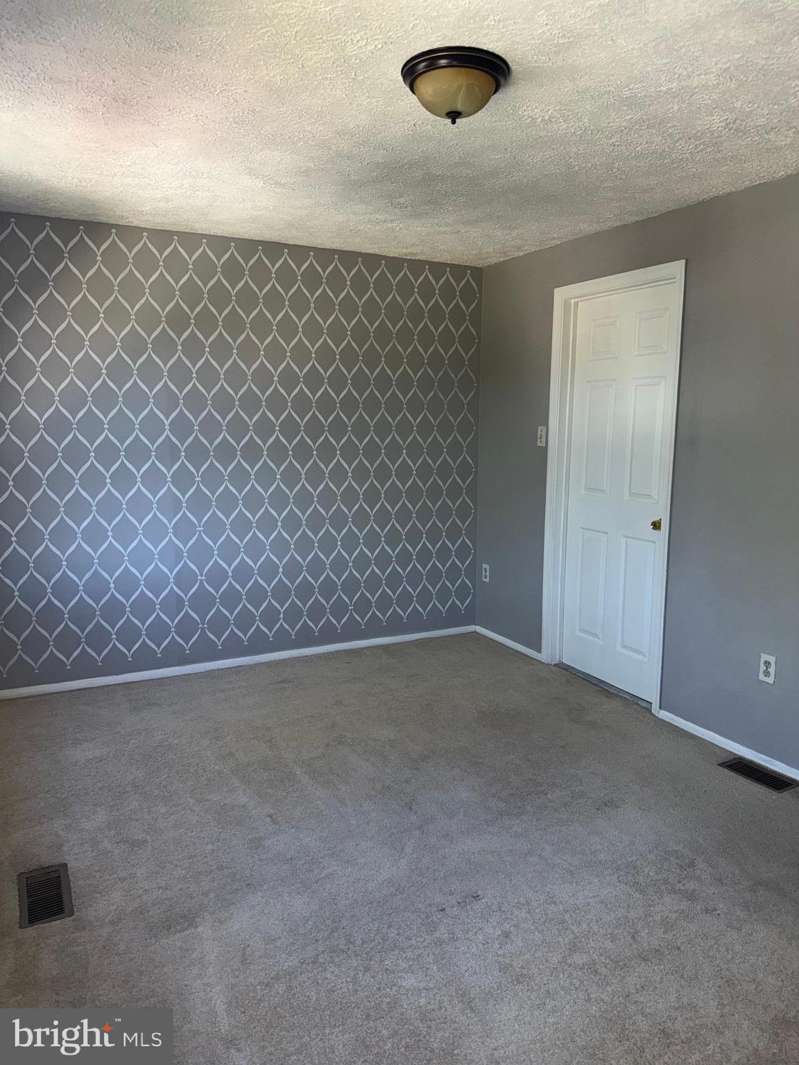 FAIRLAND - Residential