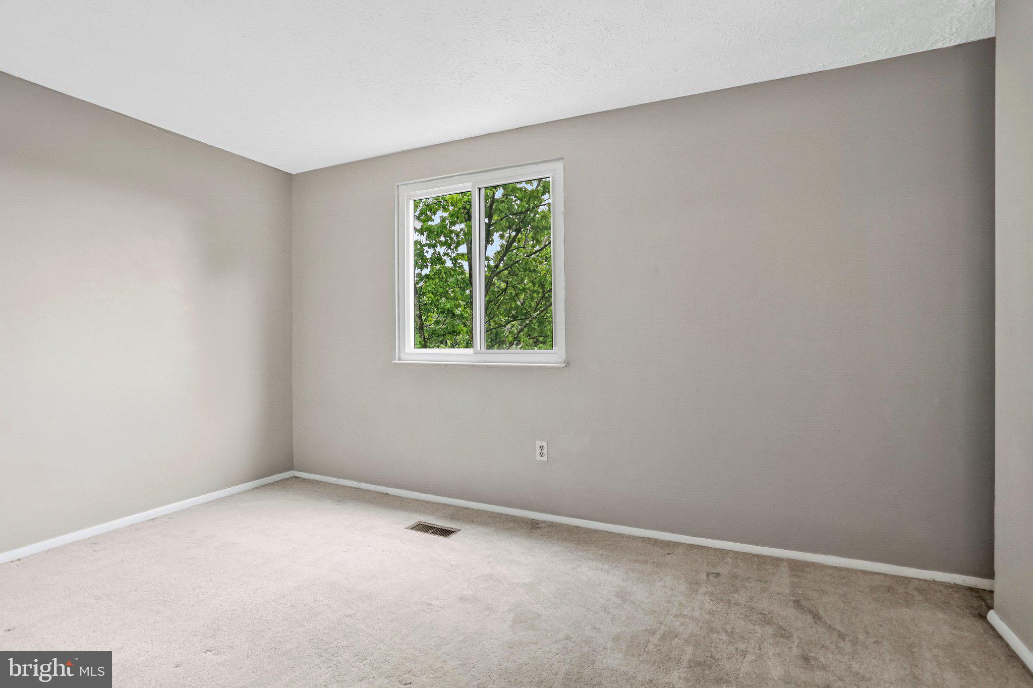 FAIRLAND - Residential