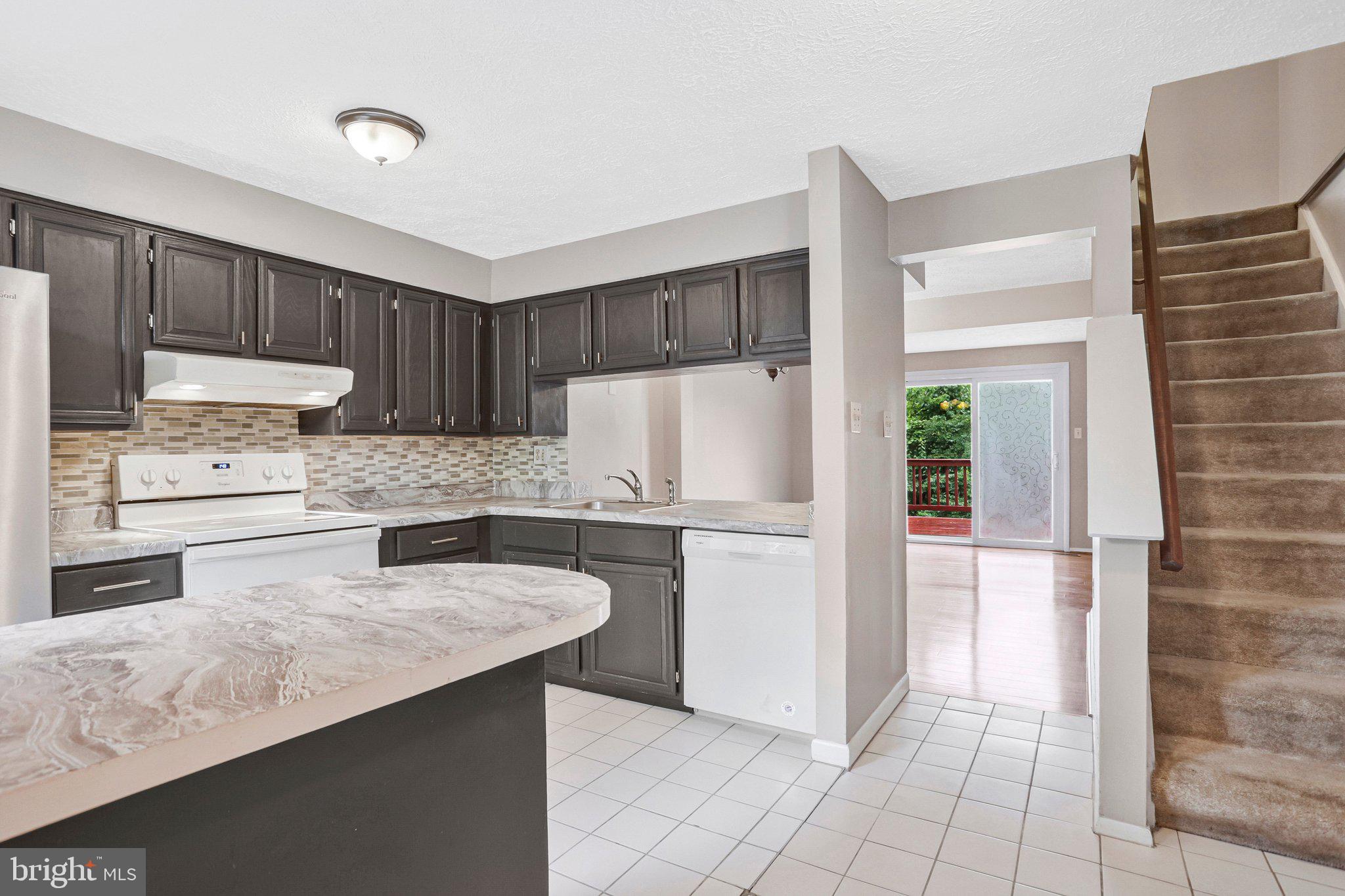 FAIRLAND - Residential
