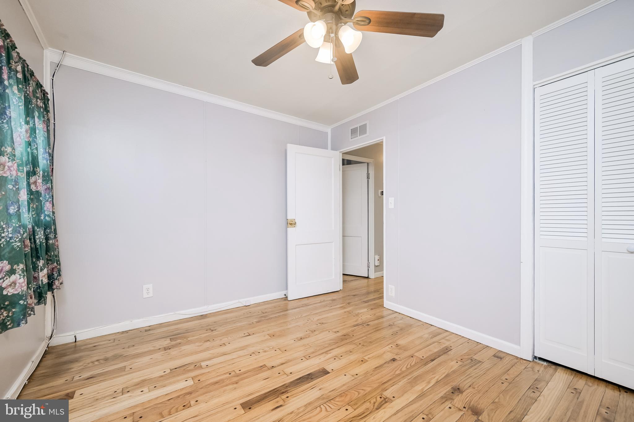CHESTNUT HILLS - Residential