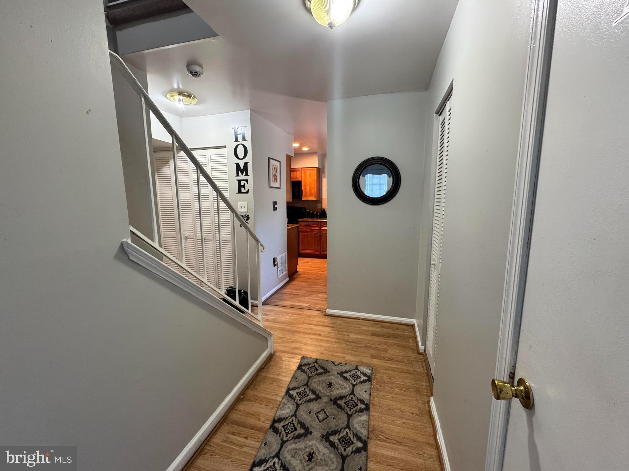 COLONY SQUARE - Residential
