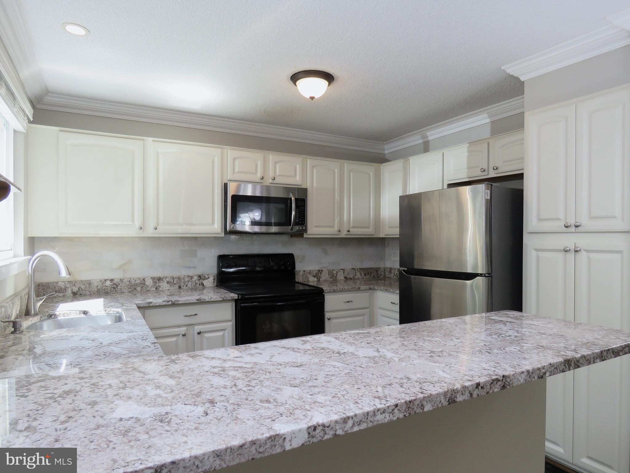SUMMERRIDGE - Residential Lease