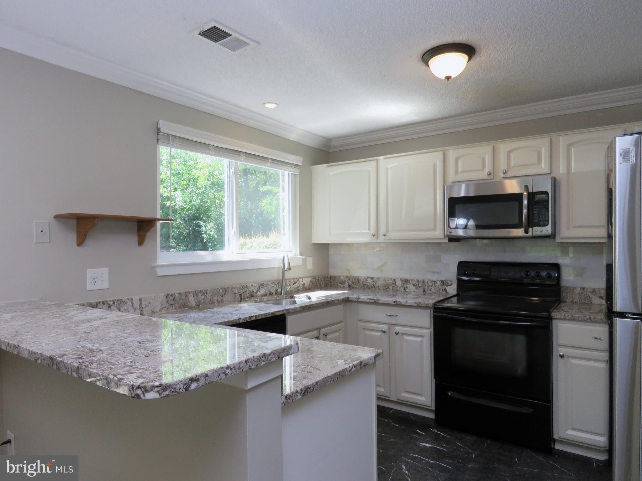 SUMMERRIDGE - Residential Lease