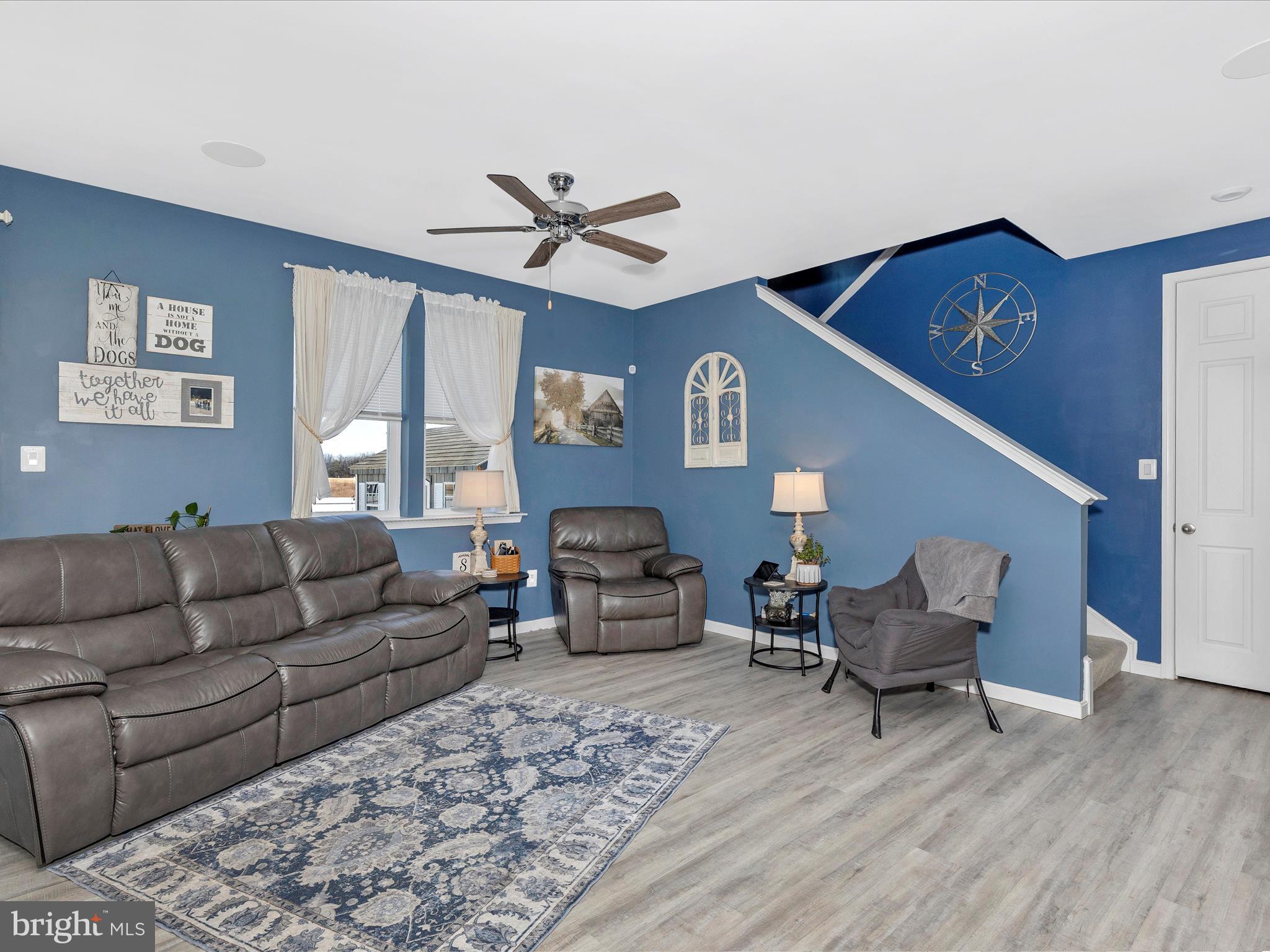 WARM SPRING RIDGE - Residential