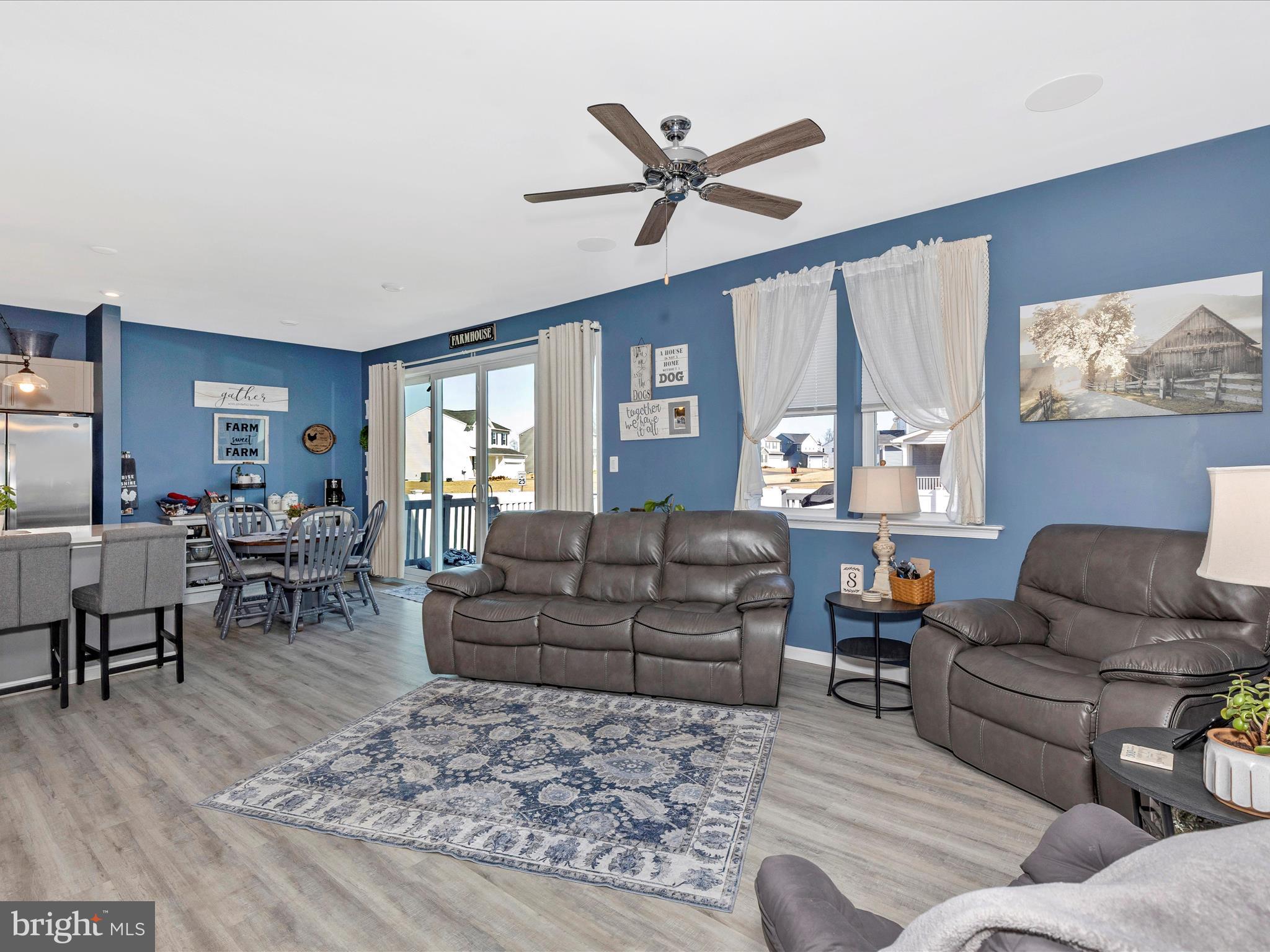 WARM SPRING RIDGE - Residential