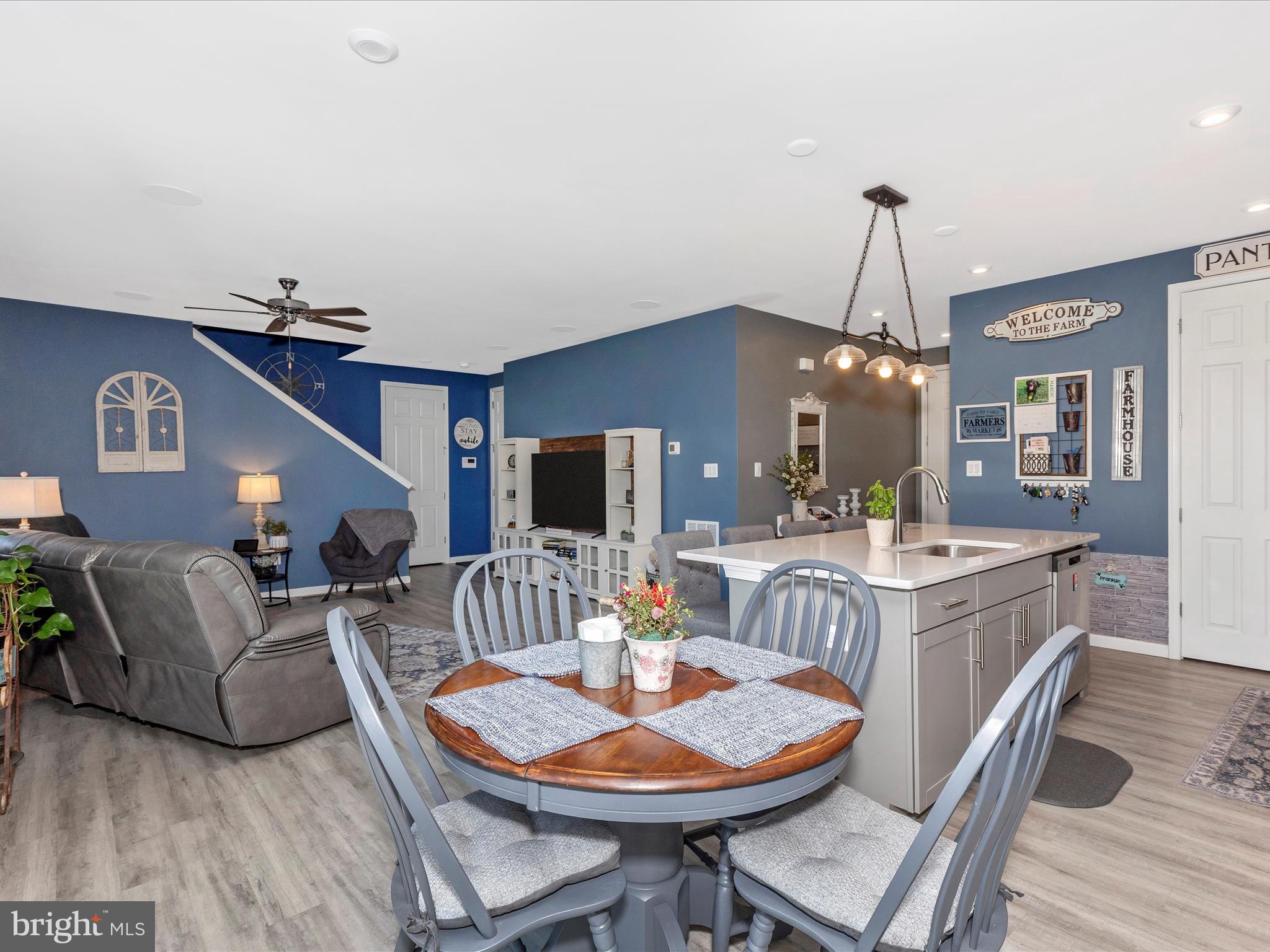 WARM SPRING RIDGE - Residential