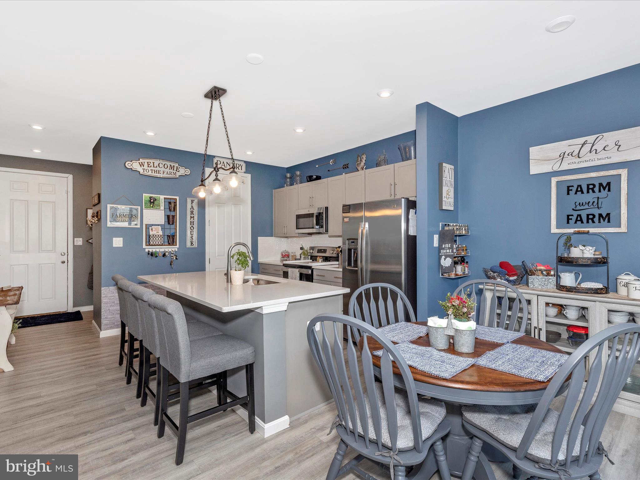 WARM SPRING RIDGE - Residential