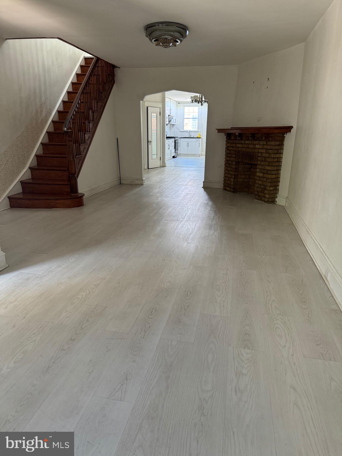 MAYFAIR - Residential
