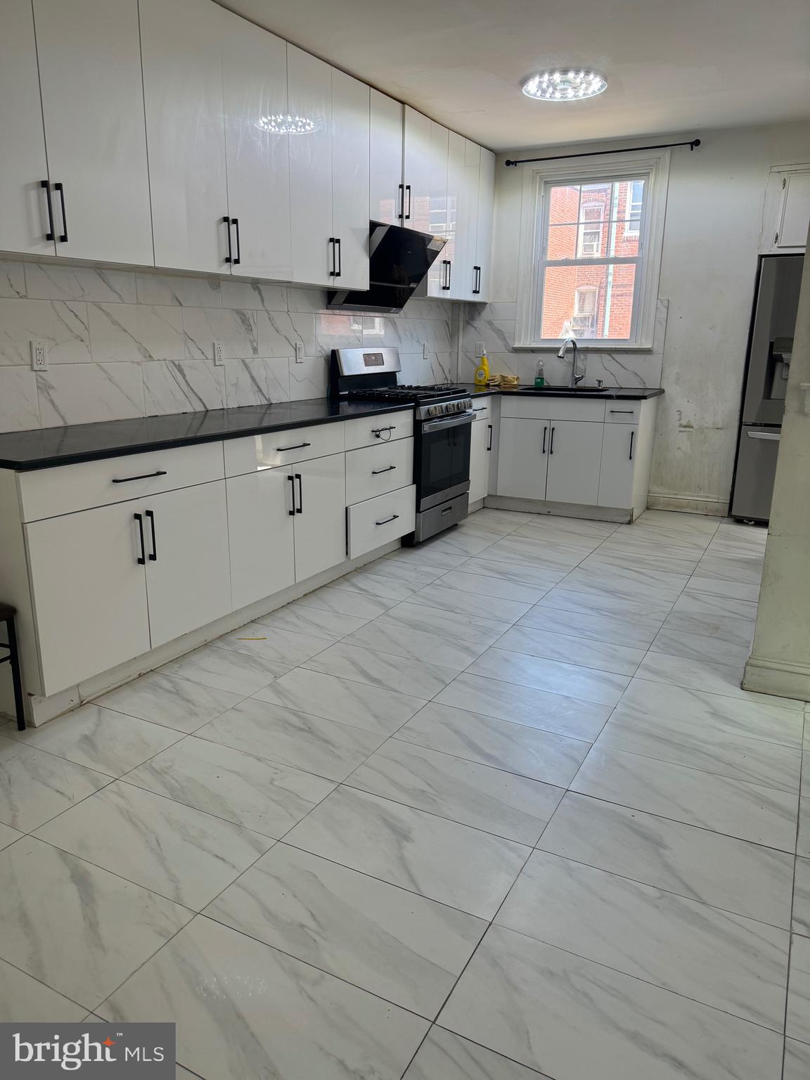 MAYFAIR - Residential