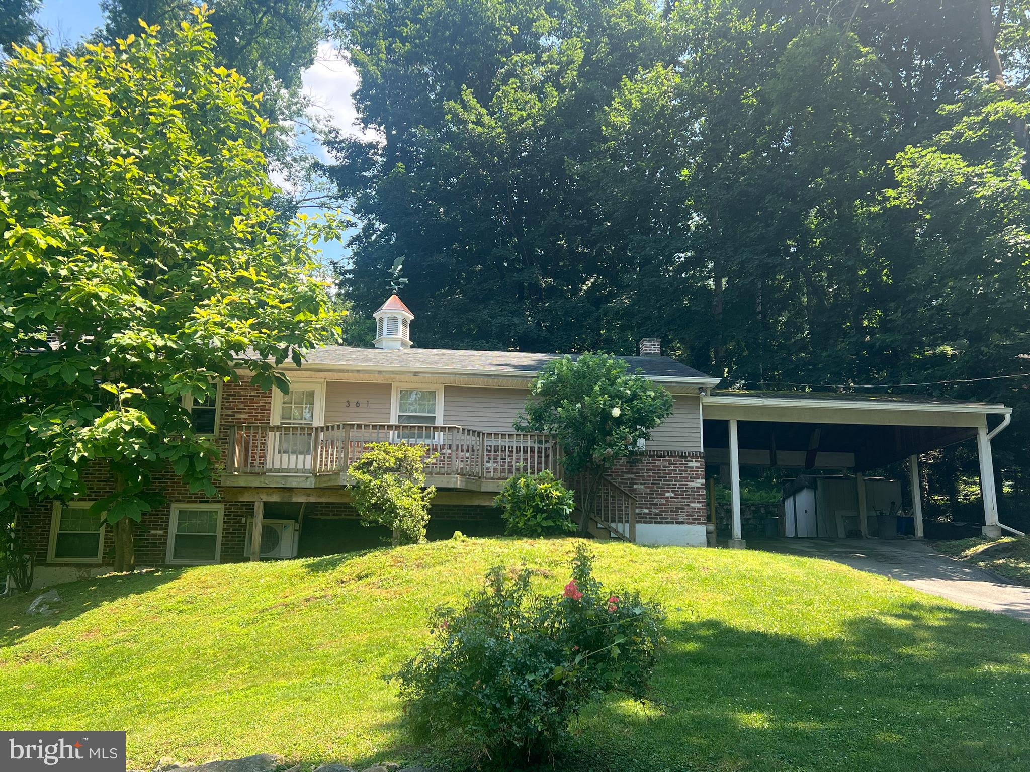 MERION HILL - Residential
