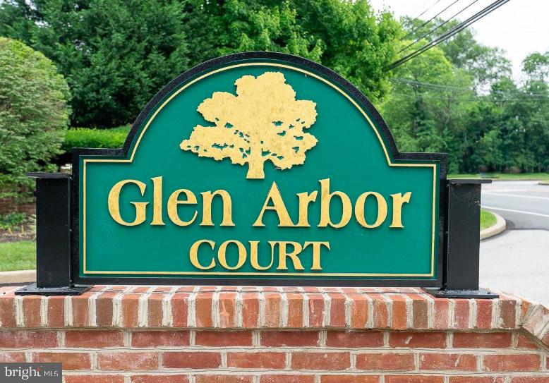 GLEN ARBOR - Residential