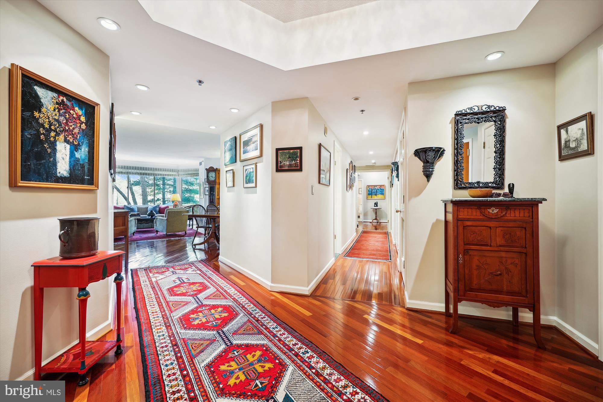 SOMERSET HOUSE - Residential
