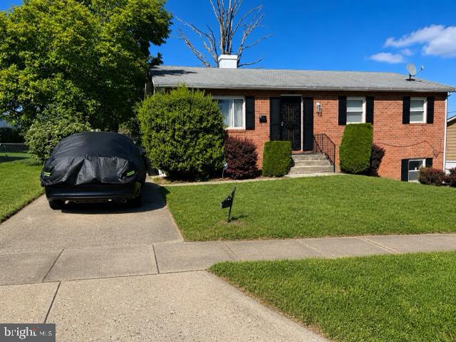 Welcome to 6818 Yataruba Drive! This well-maintained home offers spacious living areas, great natural light, and plenty of potential for its next owner. Conveniently located near shopping, dining, major commuter routes, and local amenities. Being sold AS-IS, but shows well and has been cared for over the years. Perfect opportunity for a buyer looking to add their personal touch and make this home their own. Schedule your showing today!