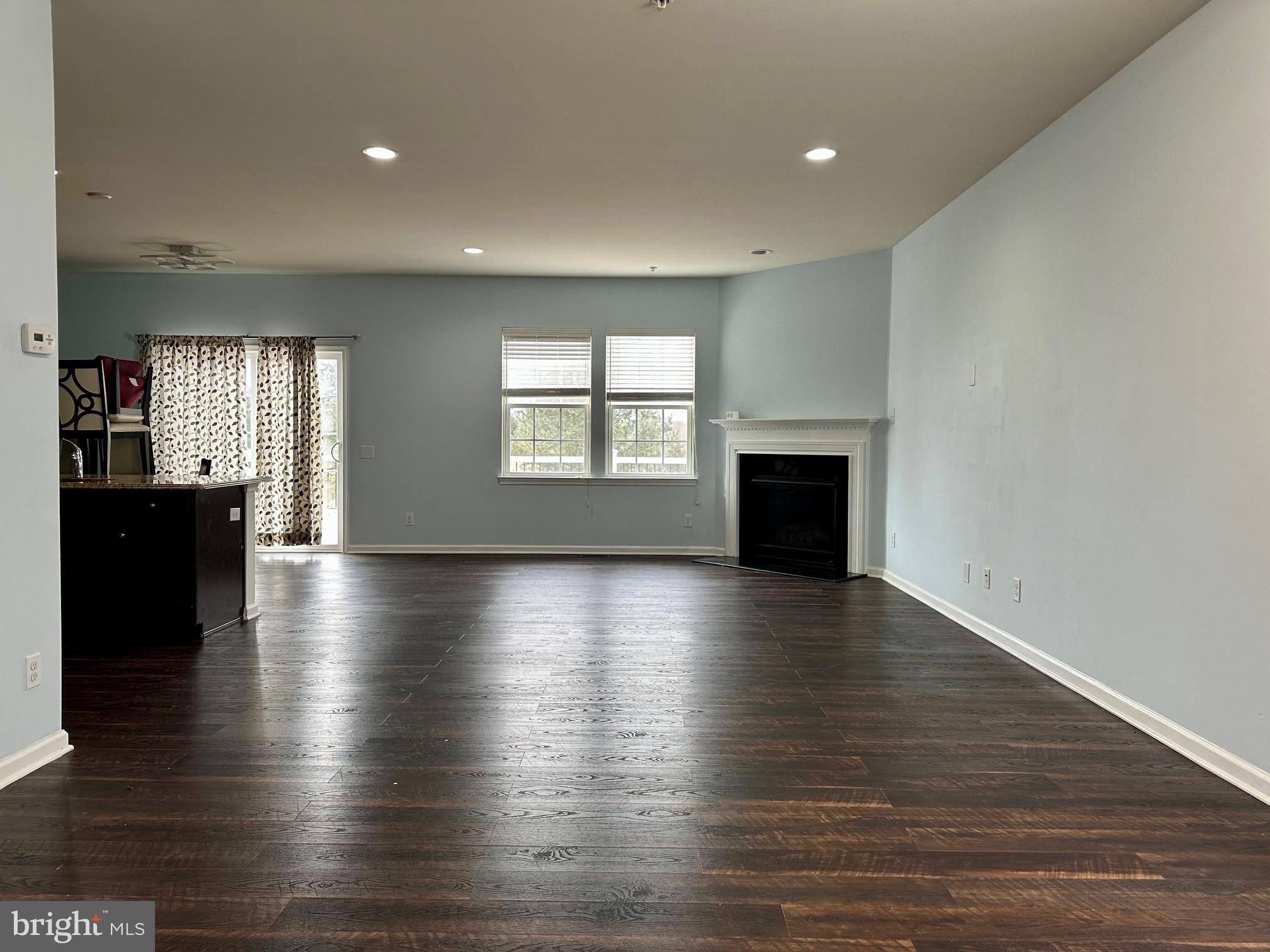 APPLECROSS - Residential Lease