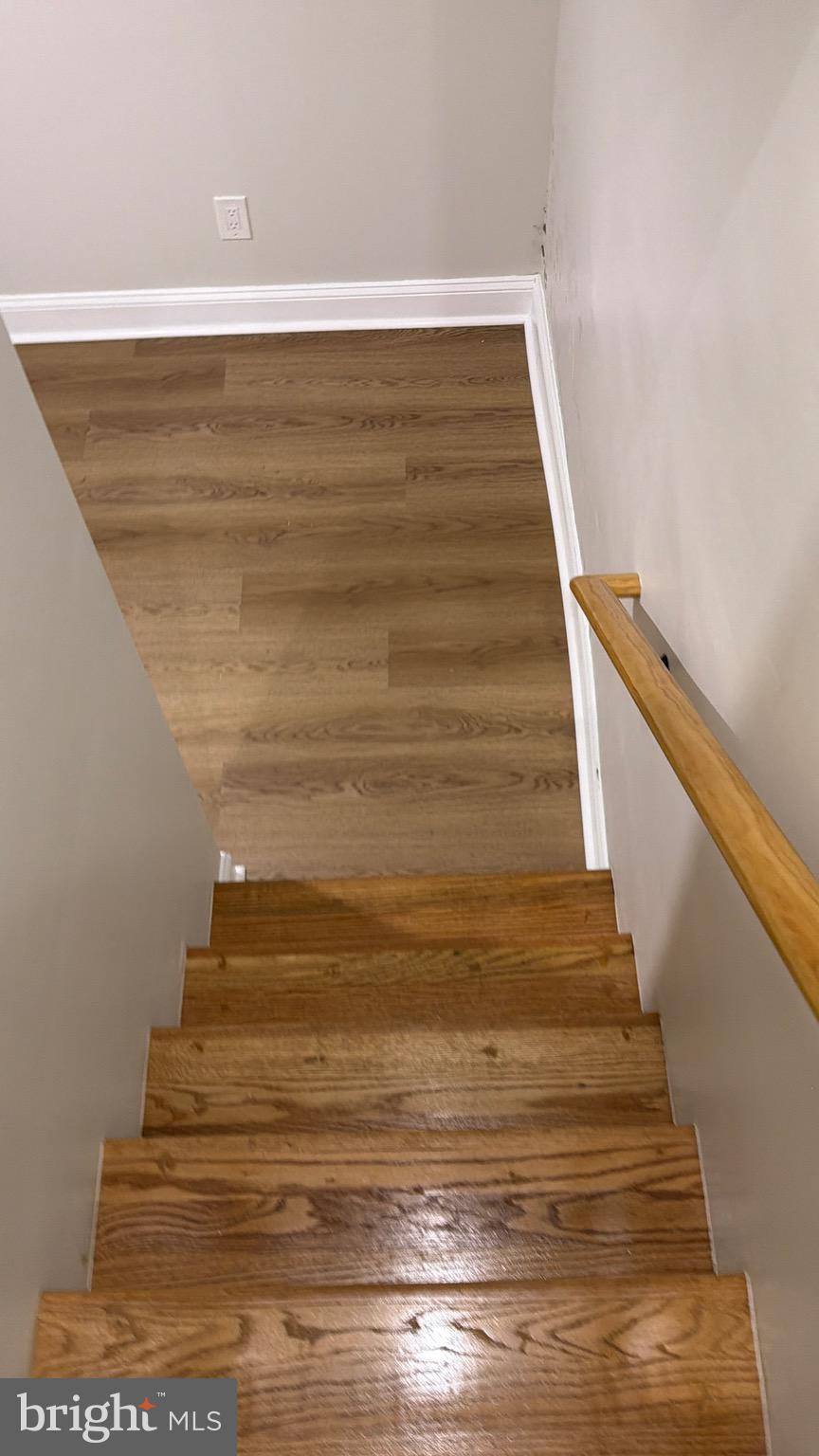 EAST OAK LANE - Residential