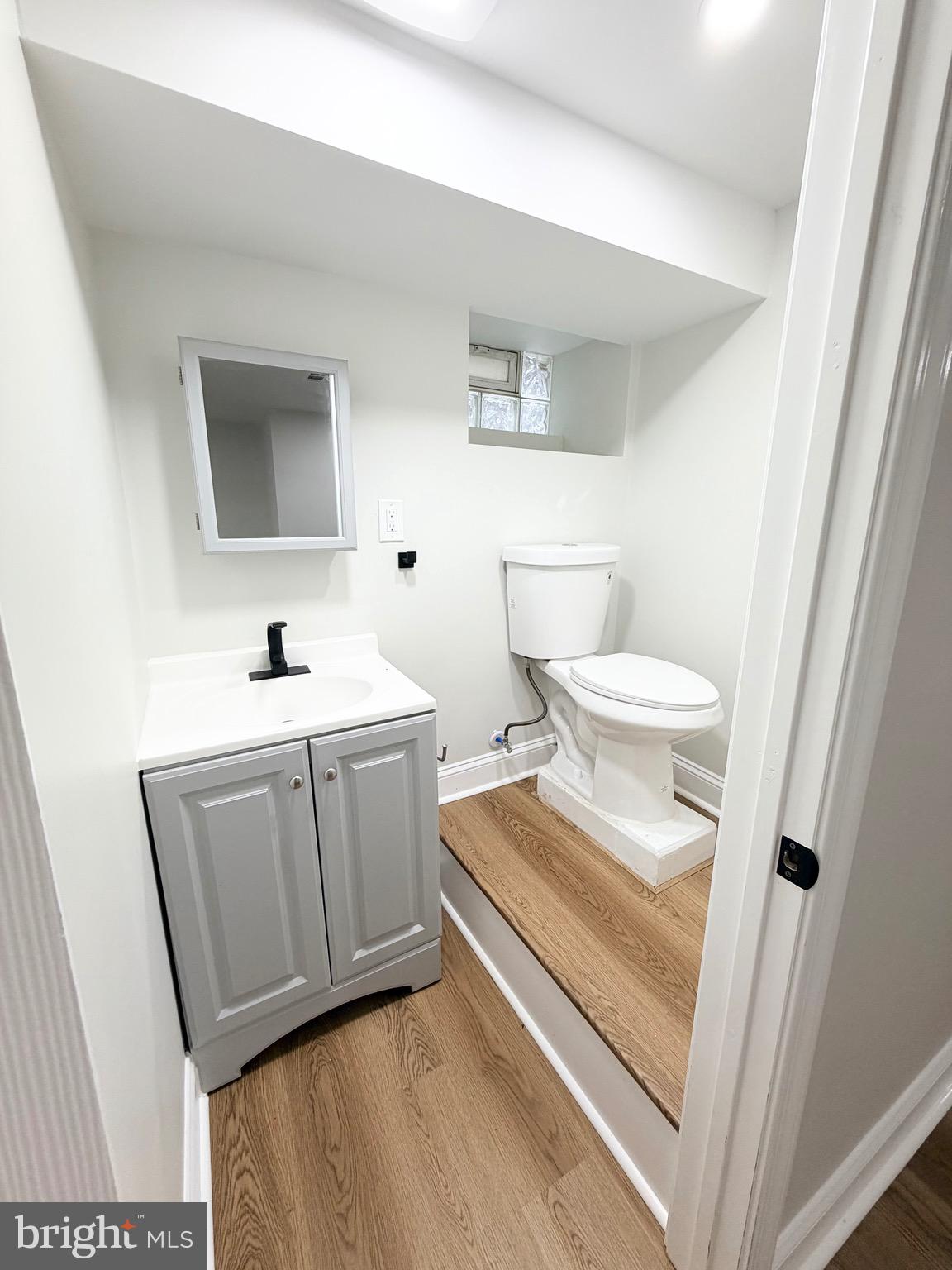 EAST OAK LANE - Residential